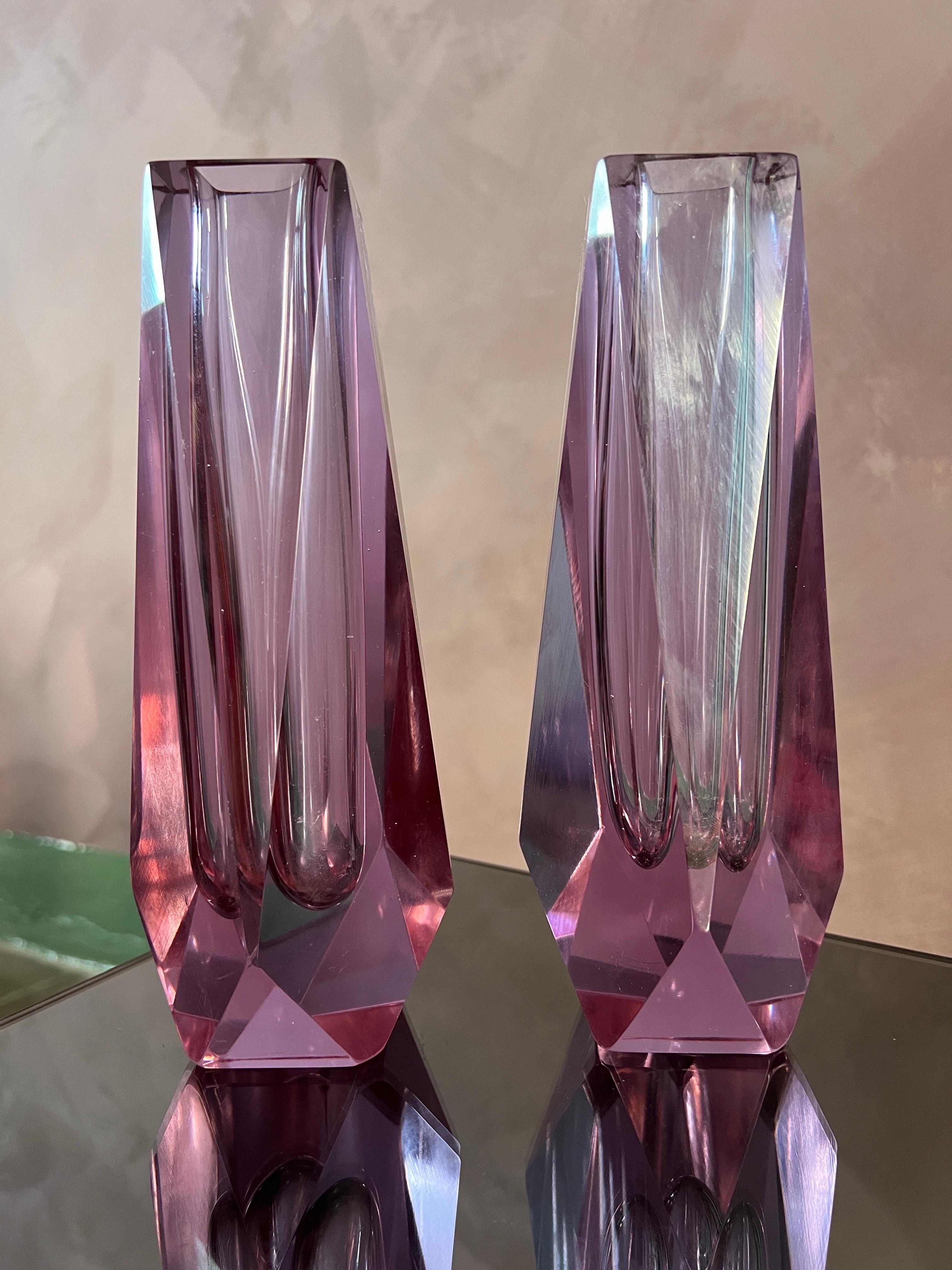 20th Century Pair of Mandruzzato Murano Sommerso violet Faceted Art Glass Vases, Italy 60s For Sale