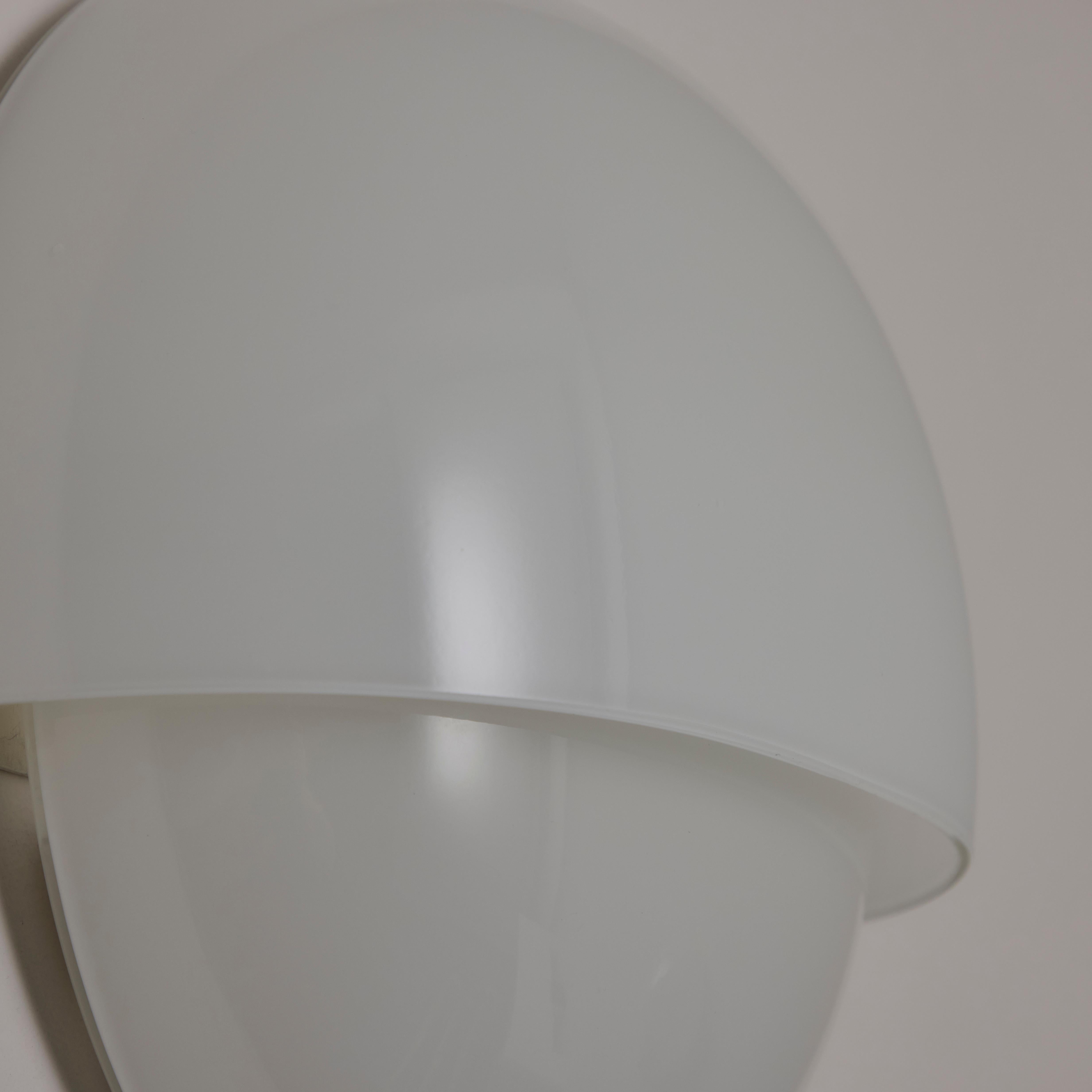 Coppia di applique 'Mania' di Vico Magistretti per Artemide in vendita 7