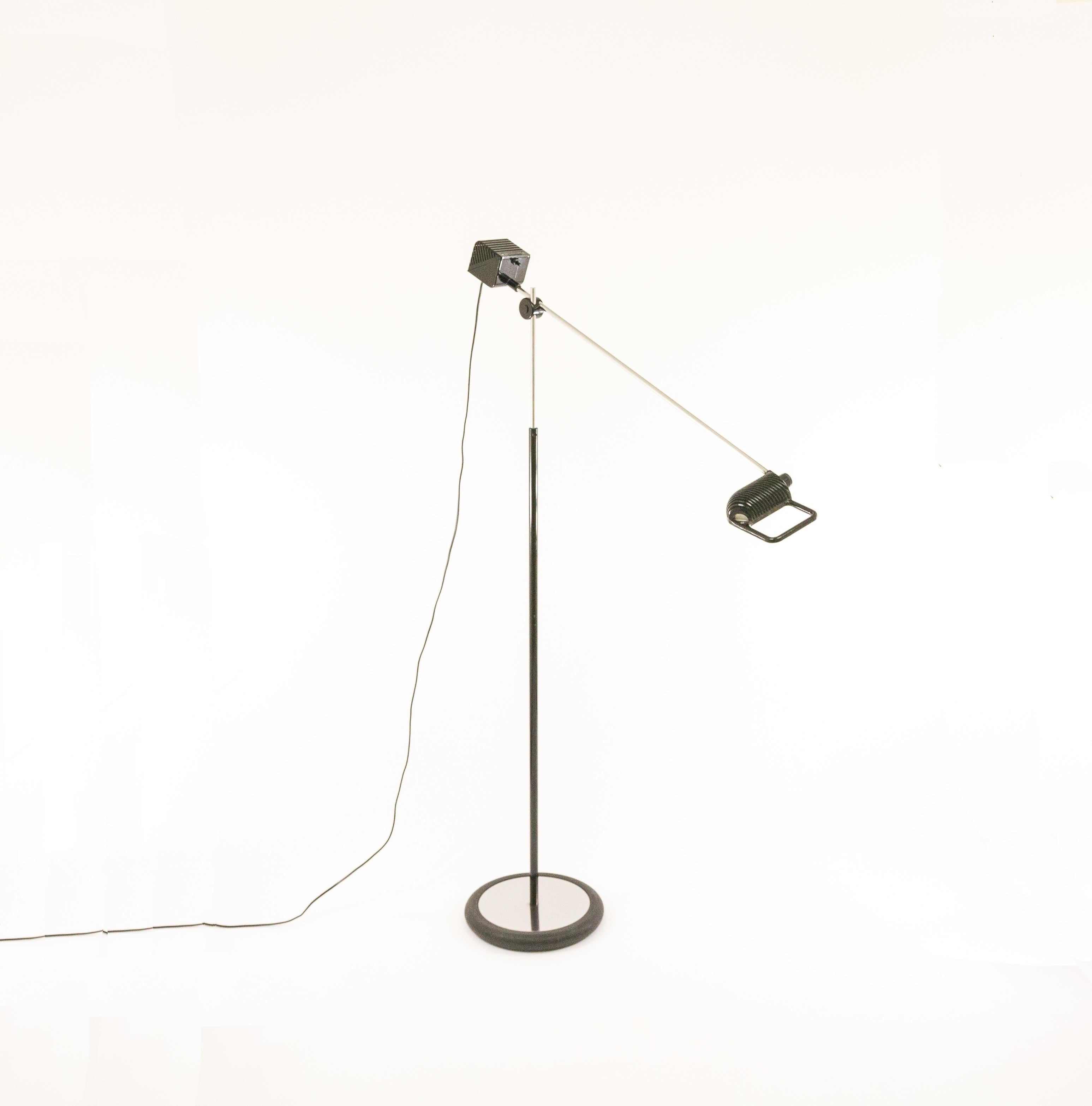 Mid-Century Modern Pair of Maniglia Floor Lamps by De Pas, D'Urbino and Lomazzi for Stilnovo, 1970s For Sale
