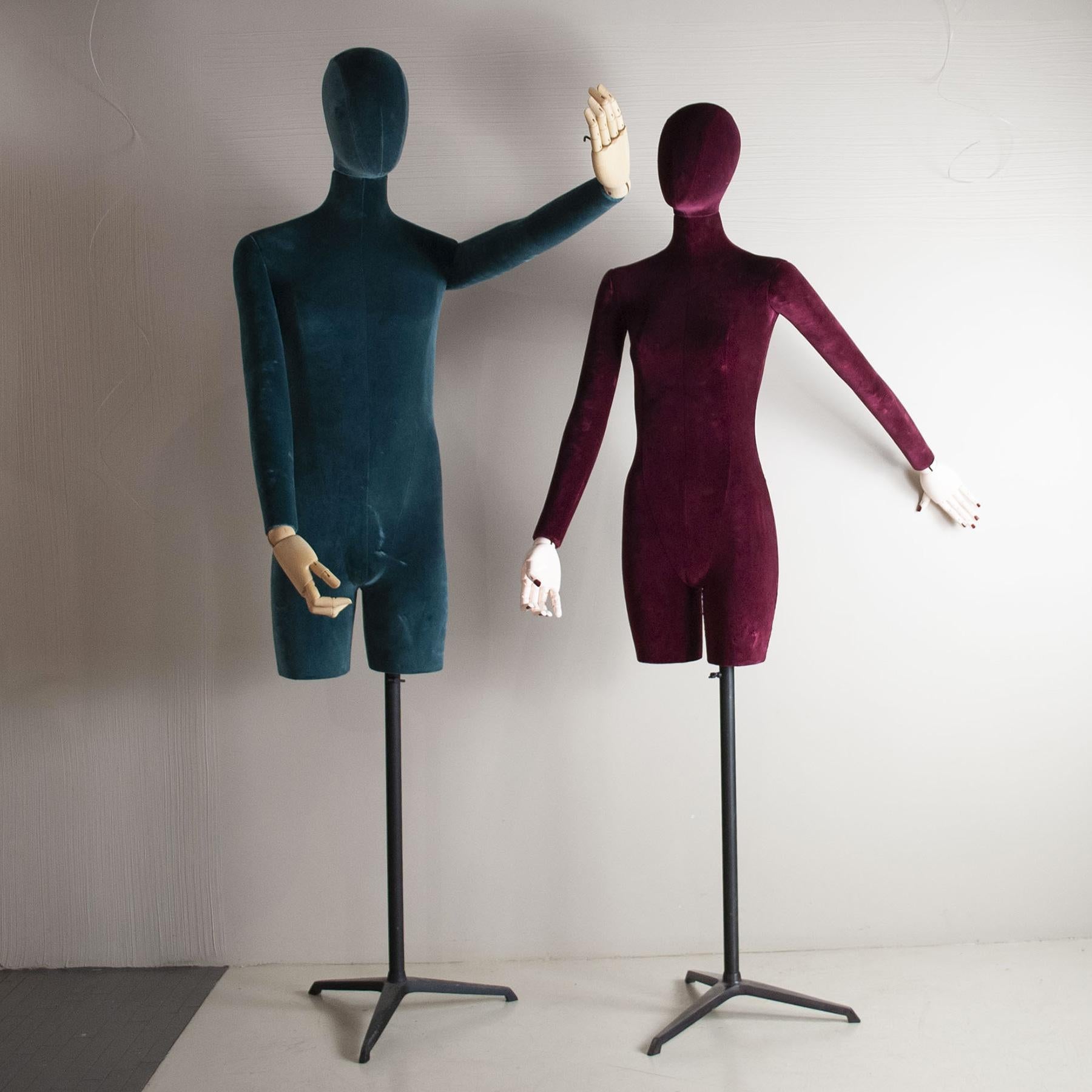 Paar Mannequins 90er Jahre Show Room Gucci 90er Jahre (Moderne der Mitte des Jahrhunderts) im Angebot