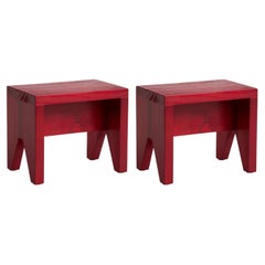 Lot de deux tabourets Manolito, version basse, en bois de pin rouge, créés par Marc Morro pour HAY