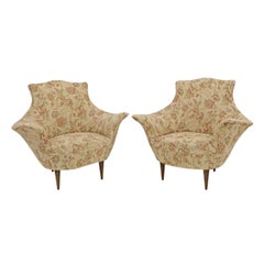Pair of Manta Mid-Century Modern Italian Armchairs, 1950s