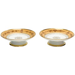 Pair of Manufacture de Sevres Gilt Porcelain Compotes Nankin Yellow, 1825