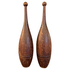 Pair Of Maple Antique Gymnasium Indian Clubs Juggling Pins