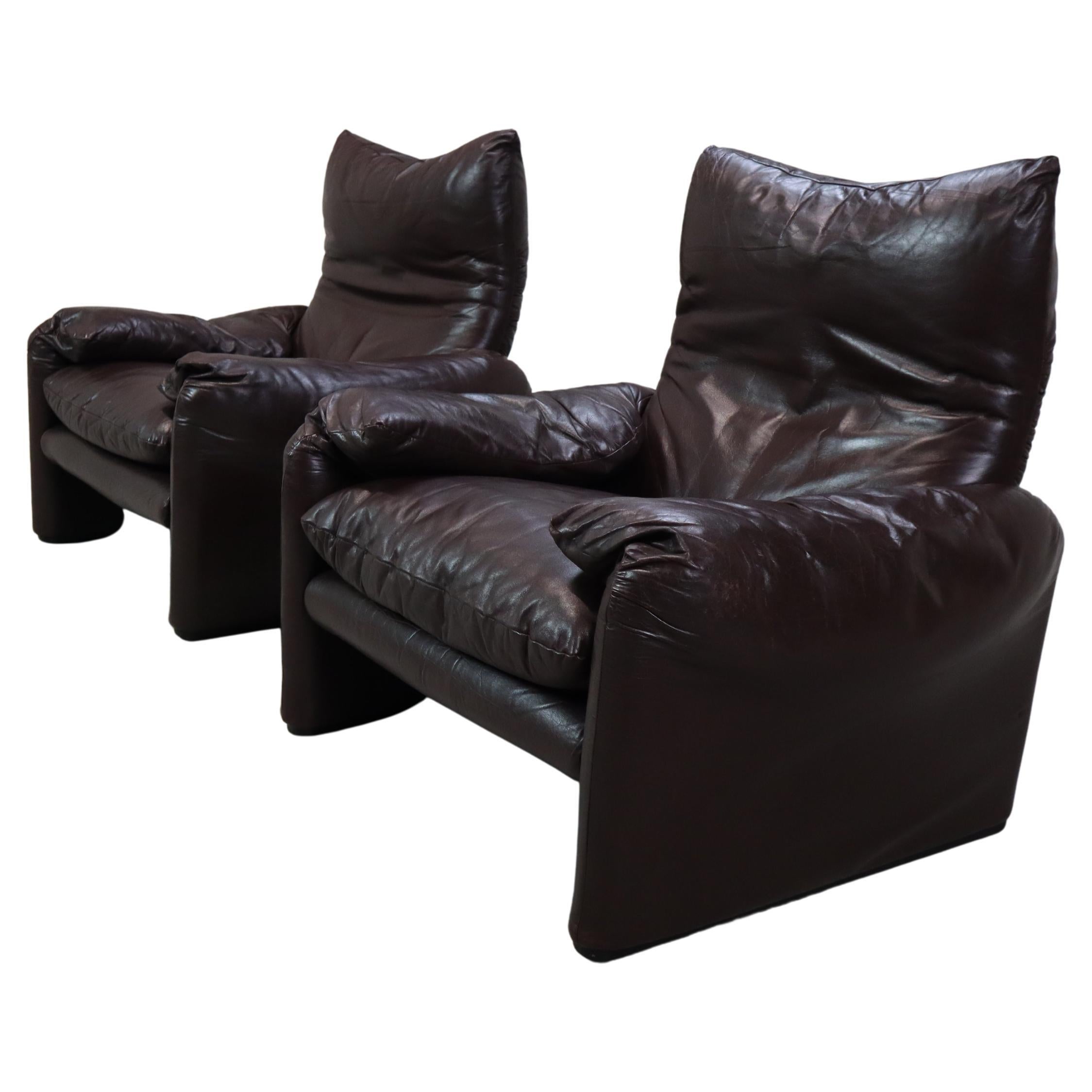 Pair of Maralunga leather armchairs by Vico Magistretti for Cassina, 1974. For Sale