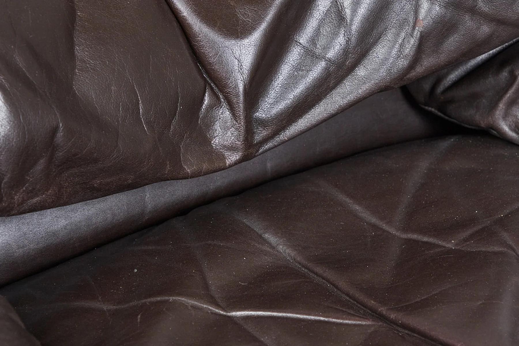 italien Paire de chaises longues maralunga de vico magistretti en vente