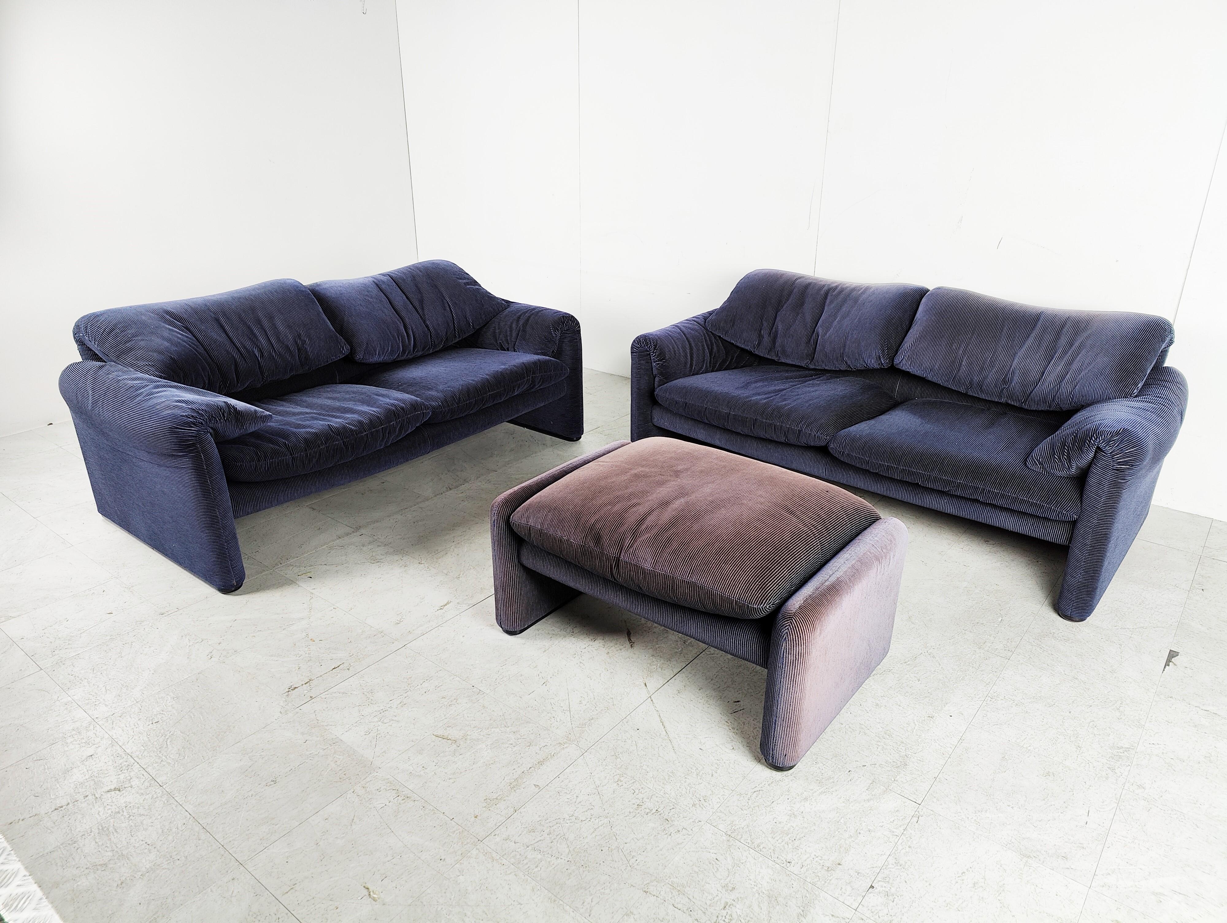 Pair of Maralunga Sofas by Vico Magistretti for Cassina, 1970s 1