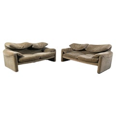 Pair of Maralunga sofas by Vico Magistretti for Cassina, 1970s