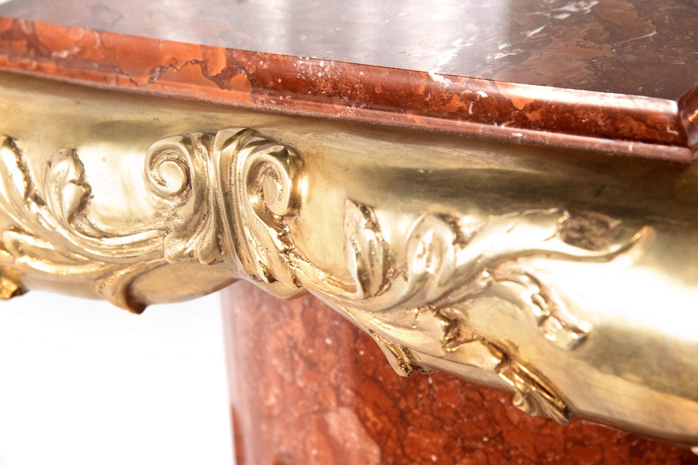 Pair of Marble and Ormolu Pedestals in the Form of an Ionic Pillar In Good Condition In Salt Lake City, UT