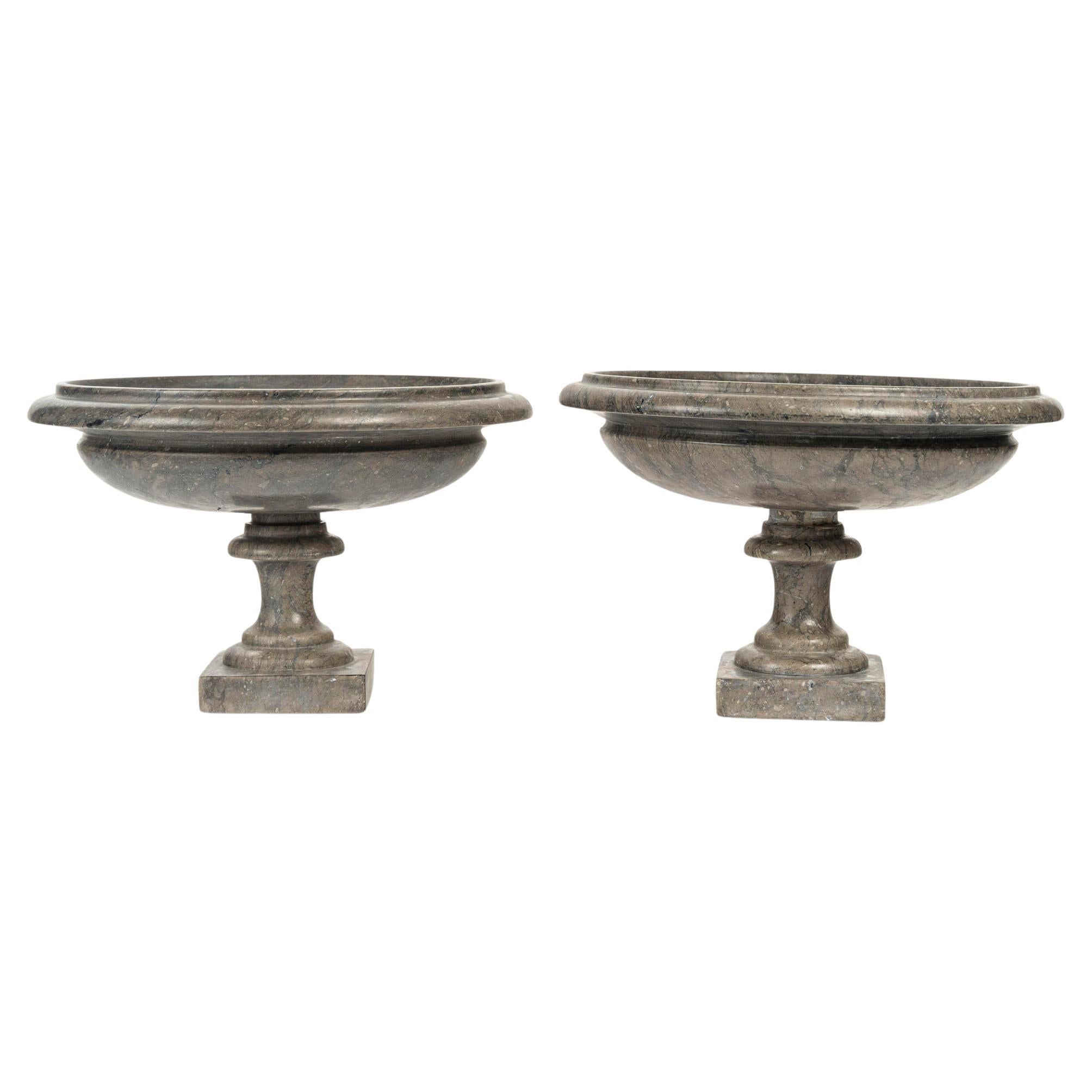 Pair of Marble Bowls, 20th Century, Napoleon III Style. im Angebot