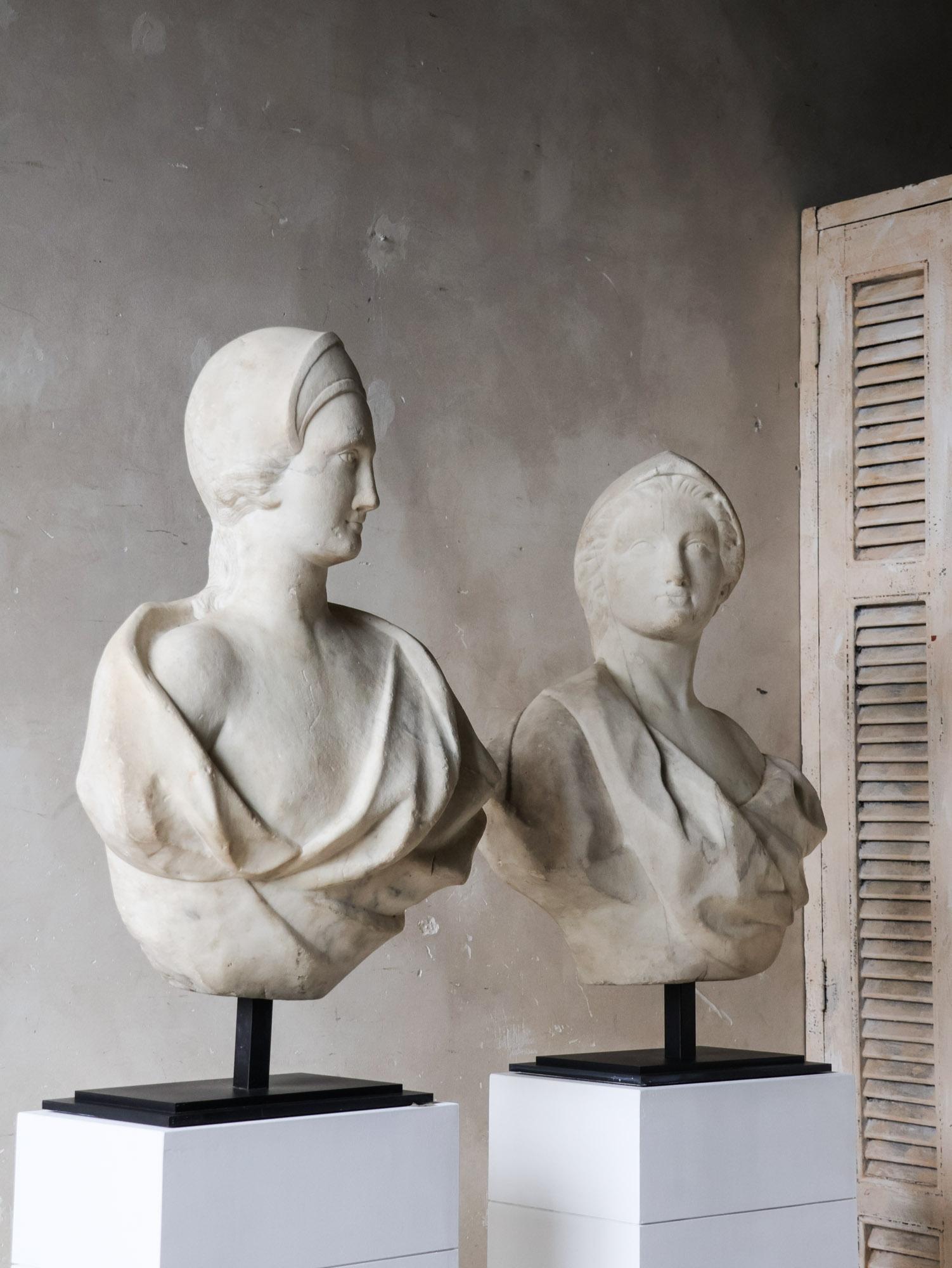 Late 17th Century Pair of Marble Busts, Italy, c. 1690, Carrara Marble