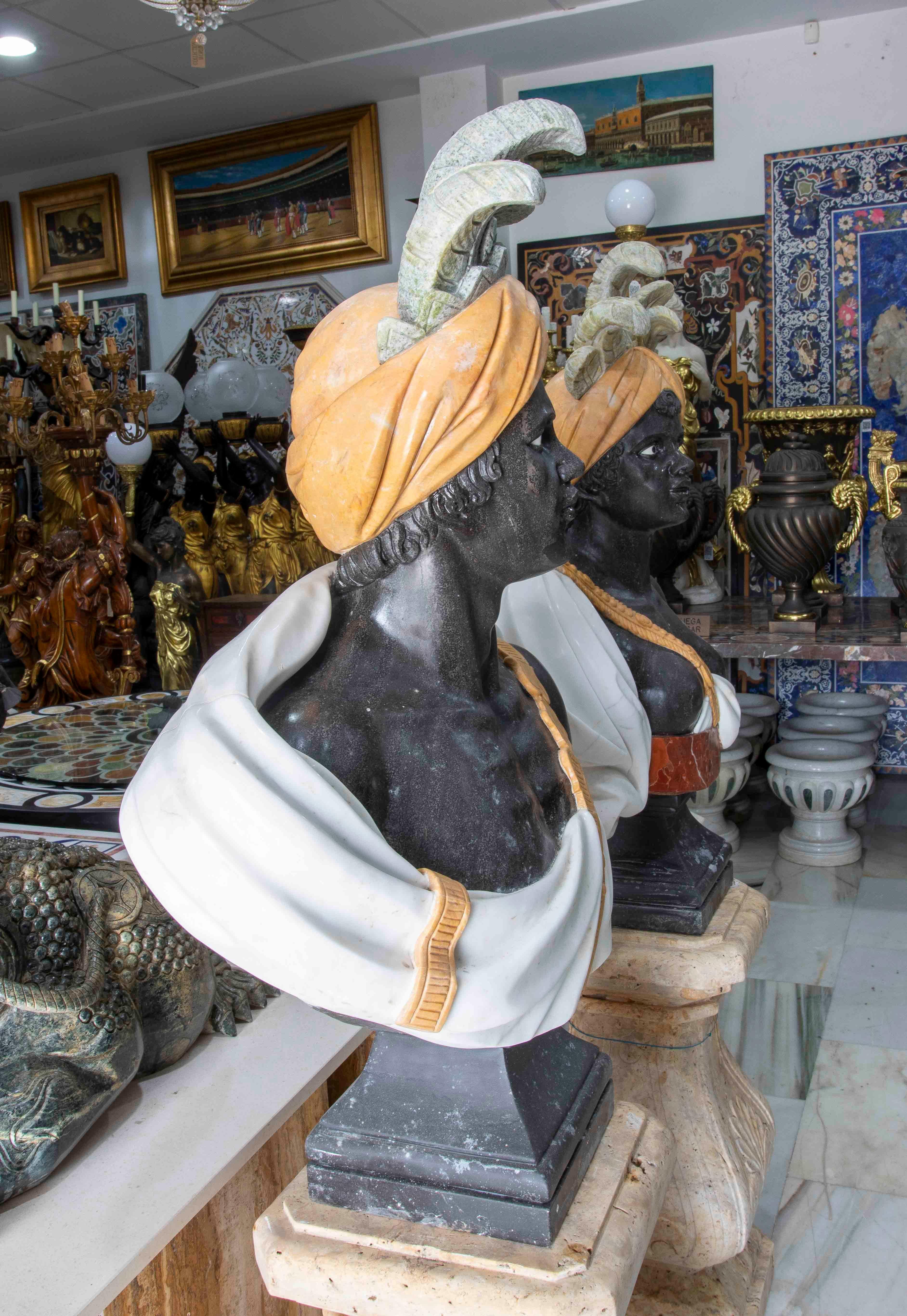 Pair of Marble Busts of Warriors with Hats and Feathers For Sale 5