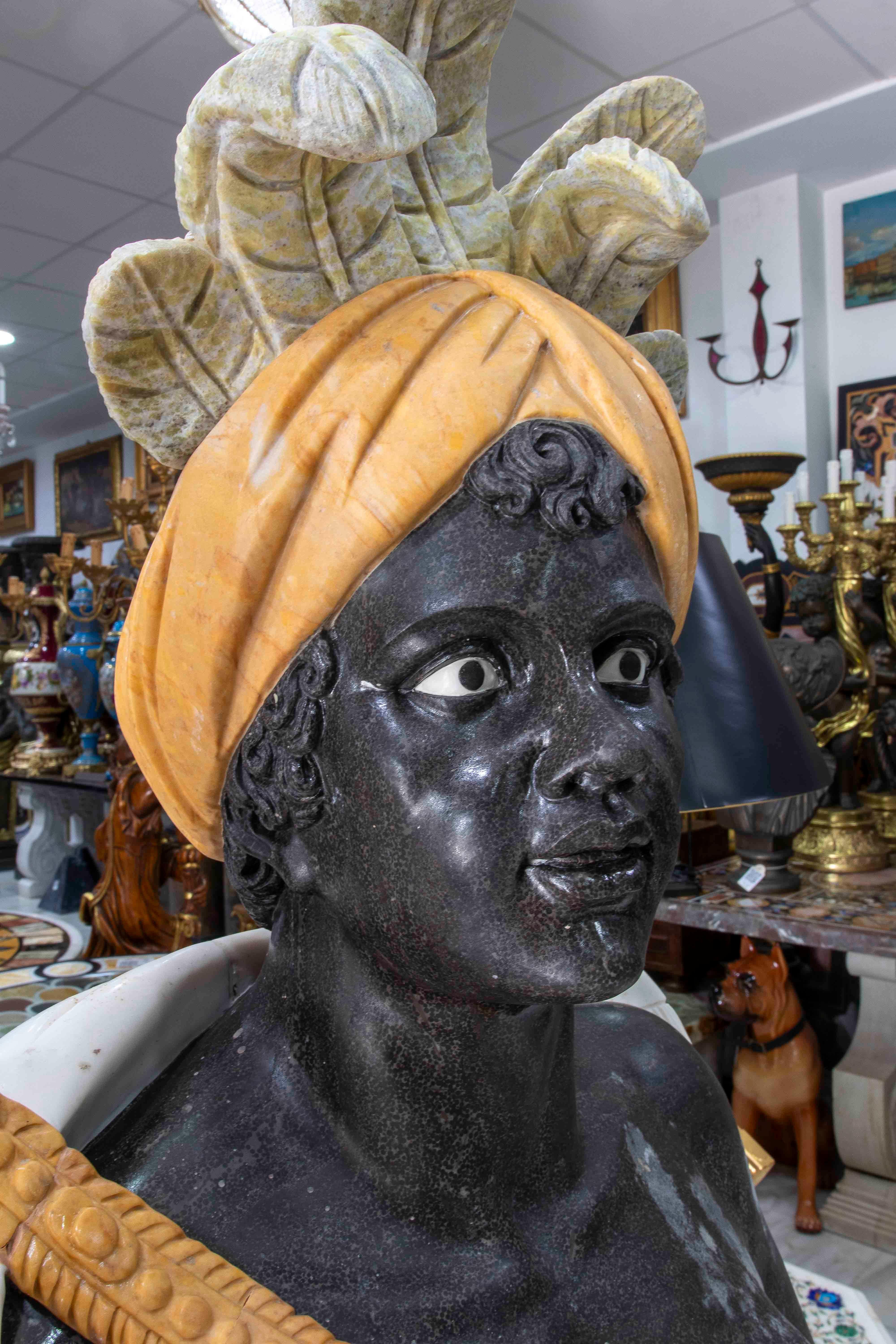 20th Century Pair of Marble Busts of Warriors with Hats and Feathers For Sale