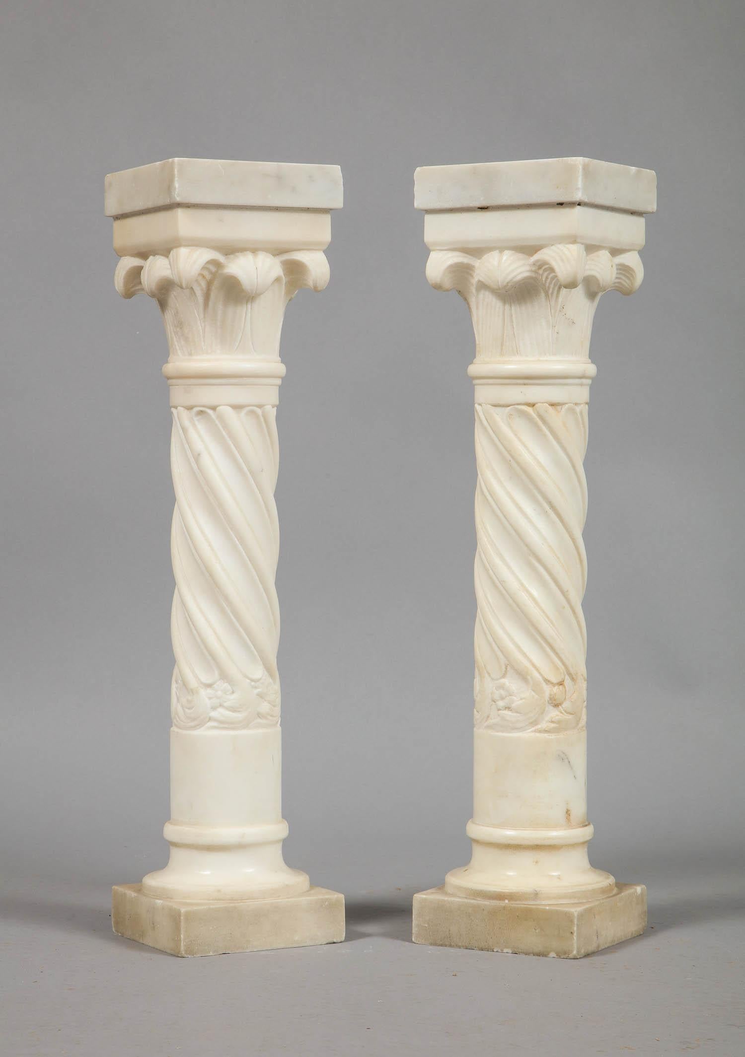 Américain Paire de colonnes de marbre en vente