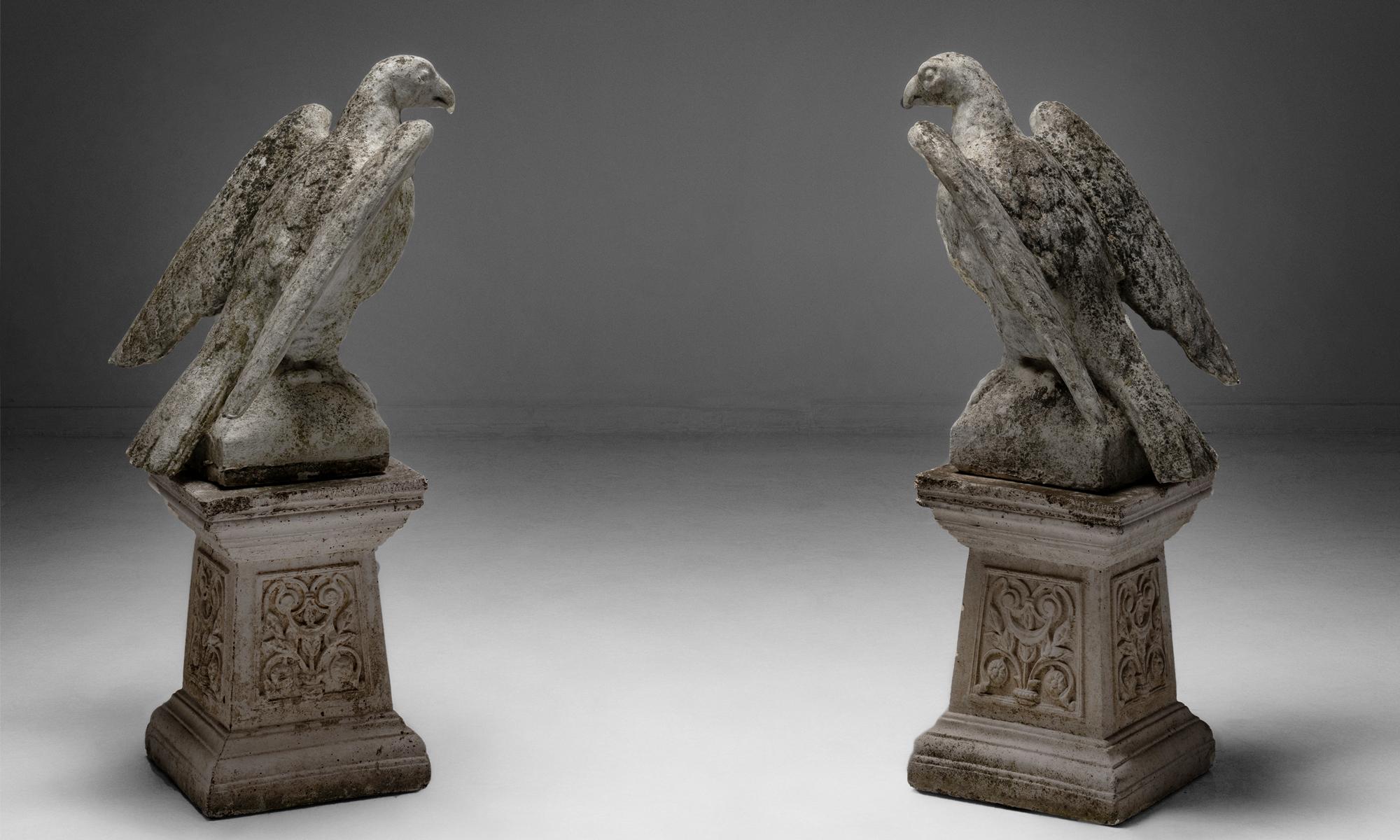 Pair of Marble di Latte Eagles on Stands, England Circa 1940 1