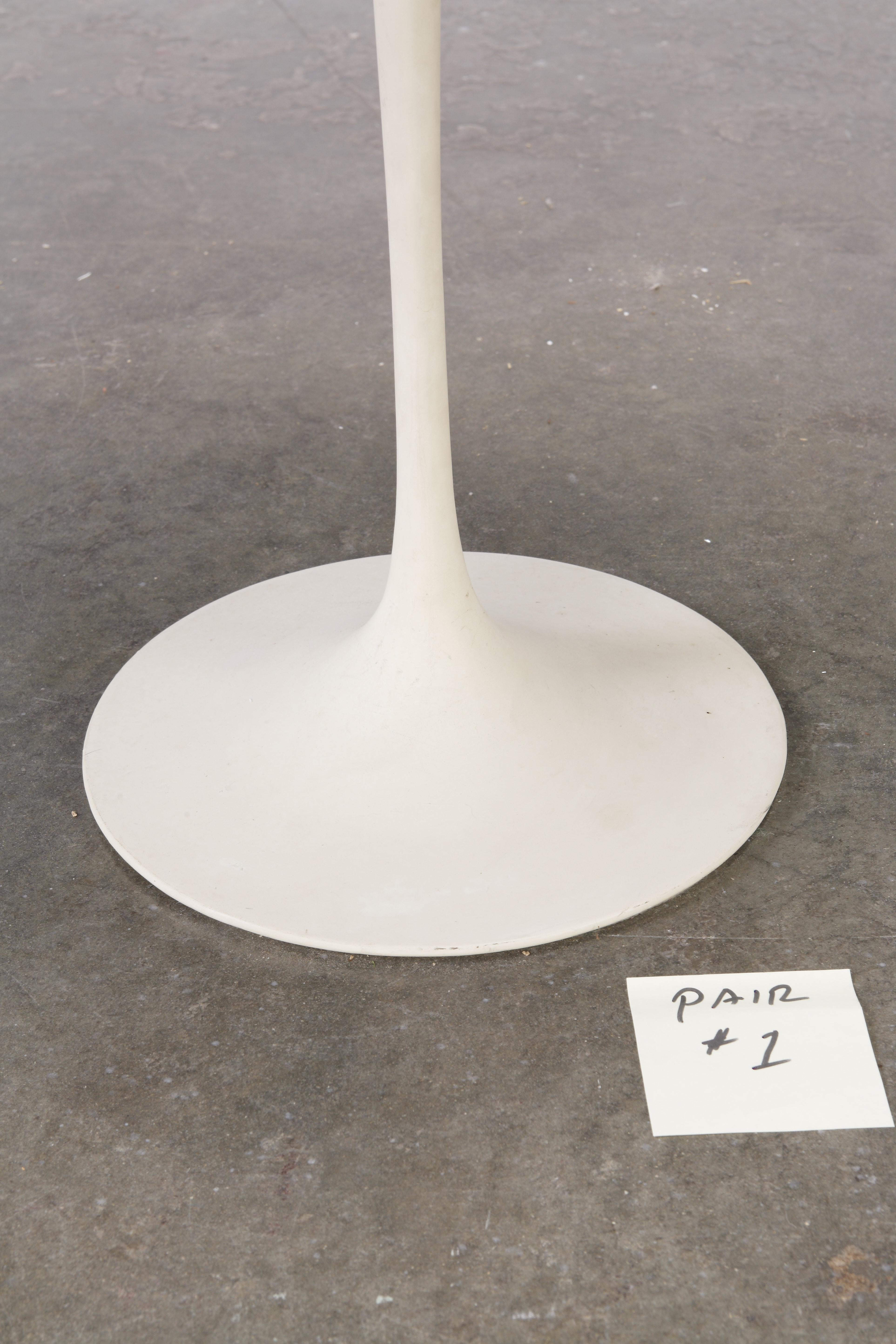 Pair of Marble Eero Saarinen Tulip Side Tables, Knoll, USA, 1970s In Good Condition In London, GB