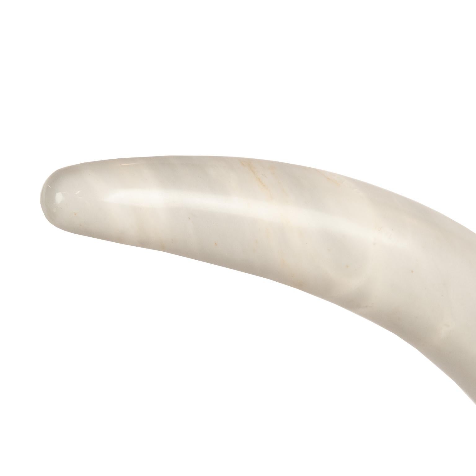Pair Of Marble Elephant Tusks On Complimentary Base In Good Condition In Toronto, ON