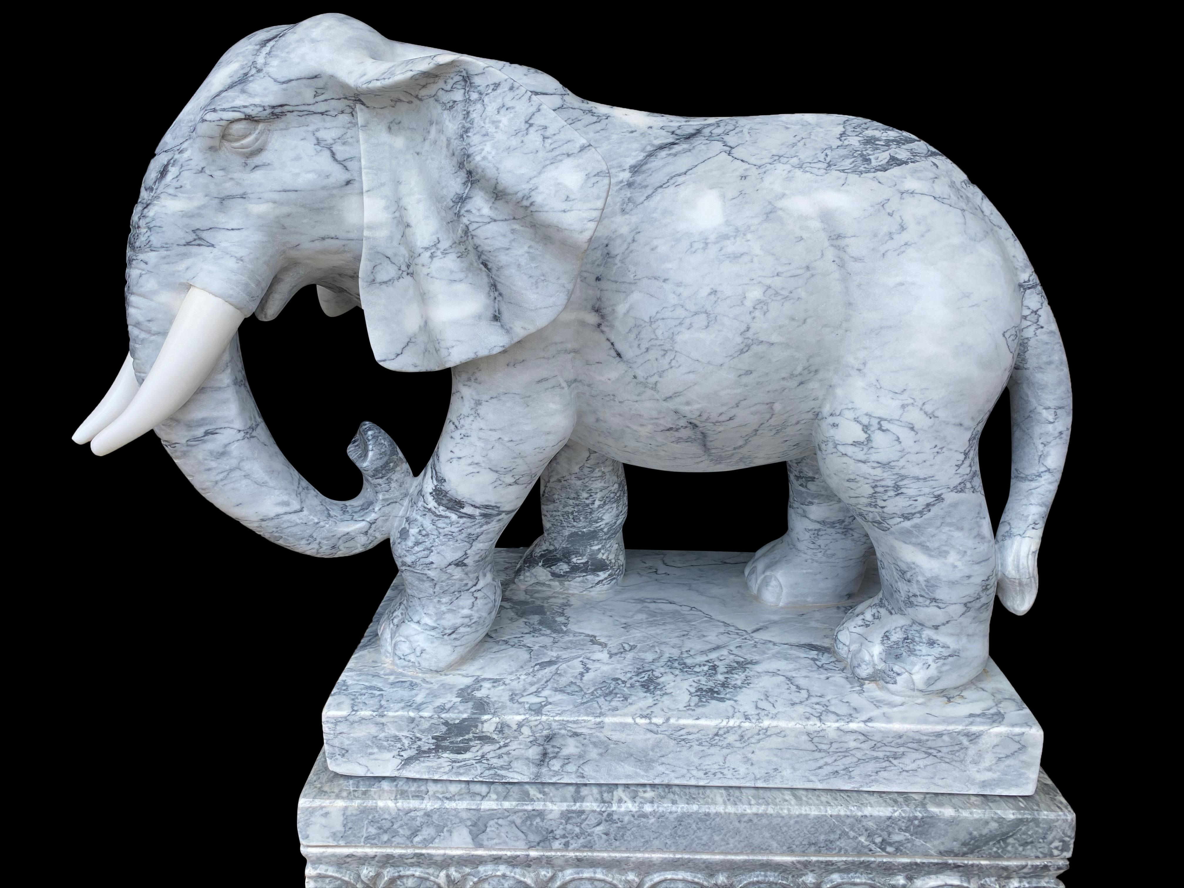Pair of Marble Elephants on Plinths, 20th Century For Sale 7