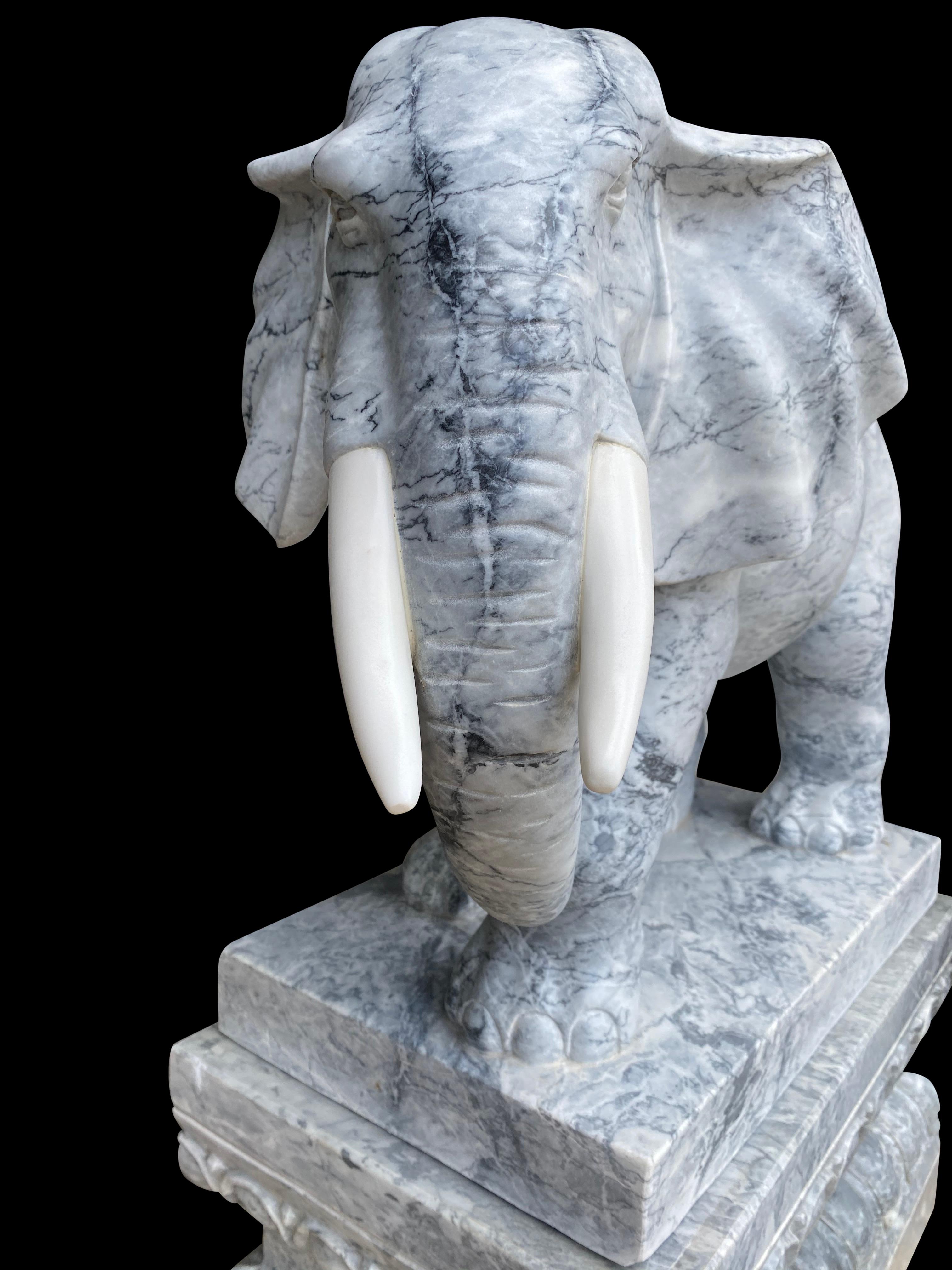 Pair of Marble Elephants on Plinths, 20th Century For Sale 9