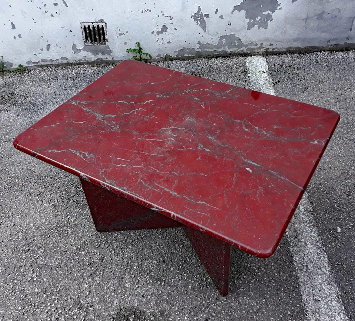 two Marble End Table, circa 1970 In Good Condition For Sale In Saint-Ouen, FR