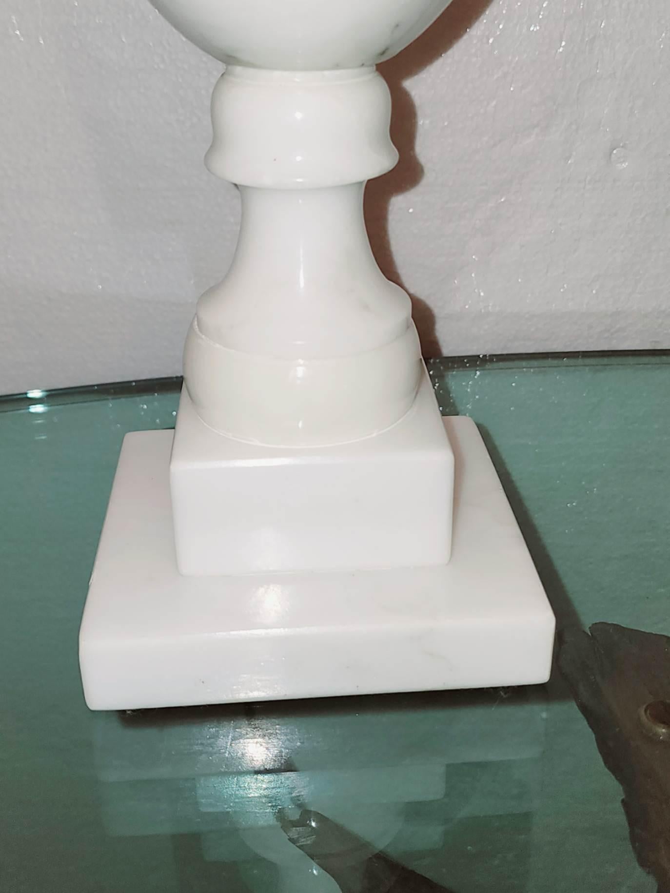 Pair of Marble Lamps In Excellent Condition In Dallas, TX