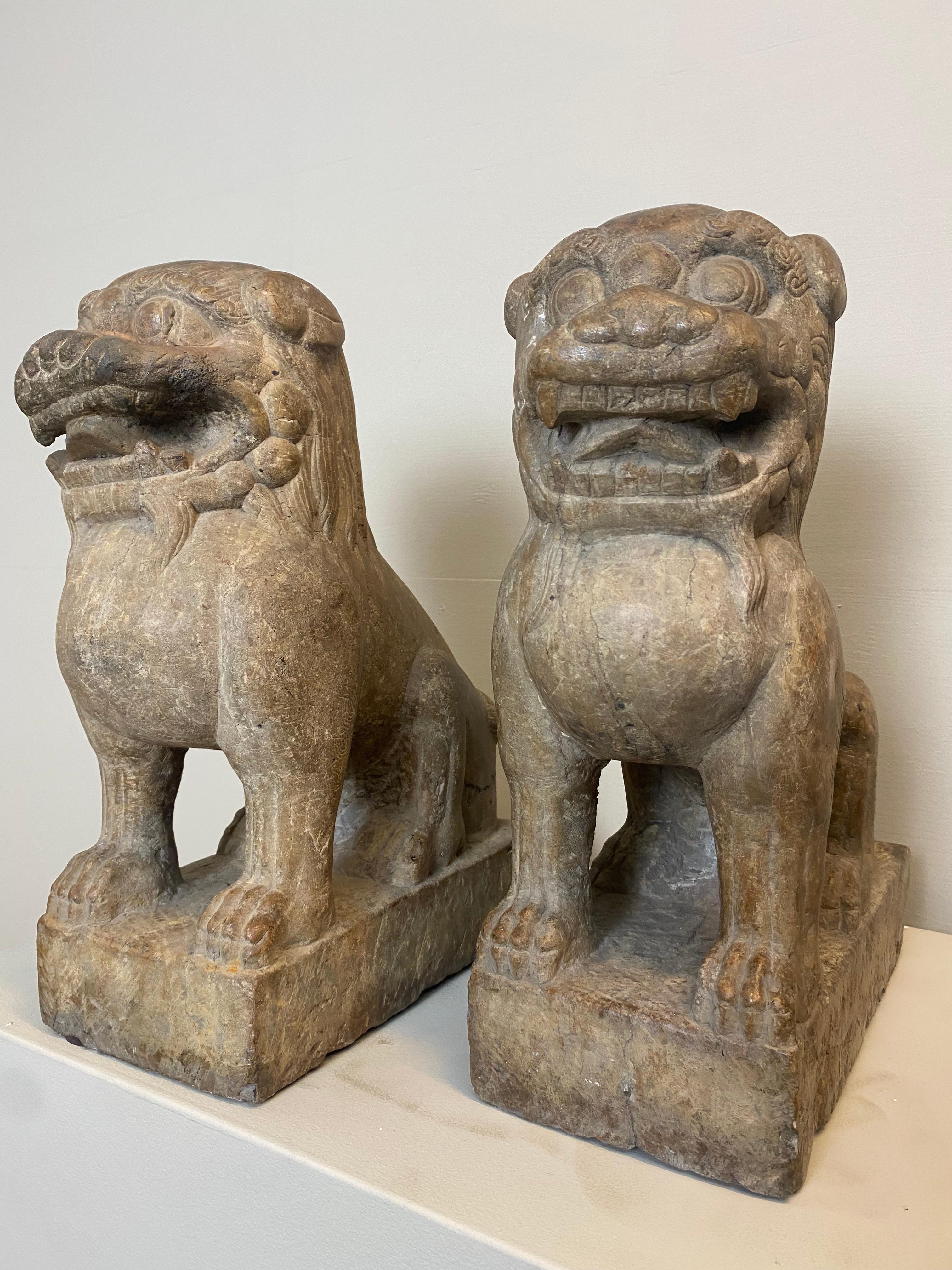 Exceptional Pair of Marble Lions from China with great, old patina, Ming Period For Sale 6