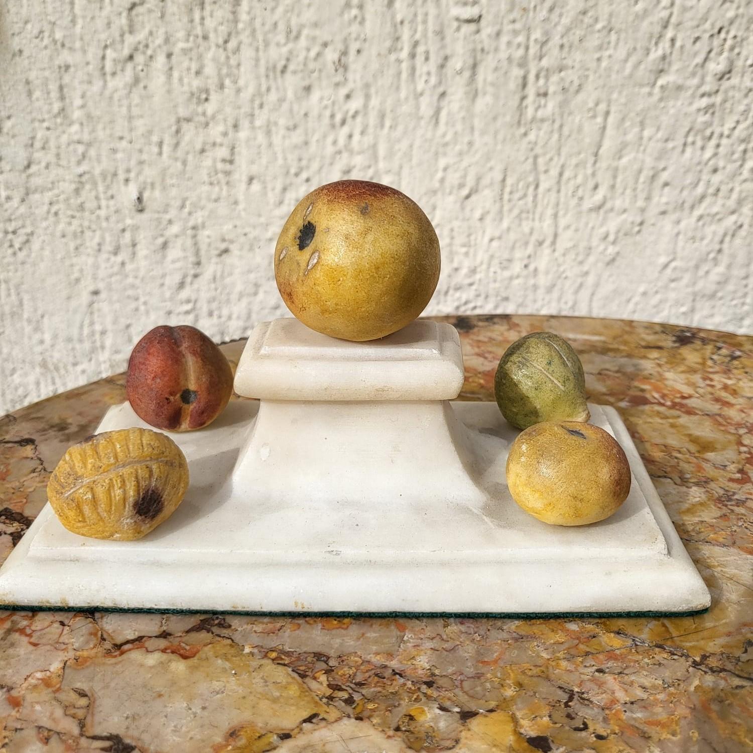 Pair of Marble Paperweight with Fruits, XIXth Century For Sale 1