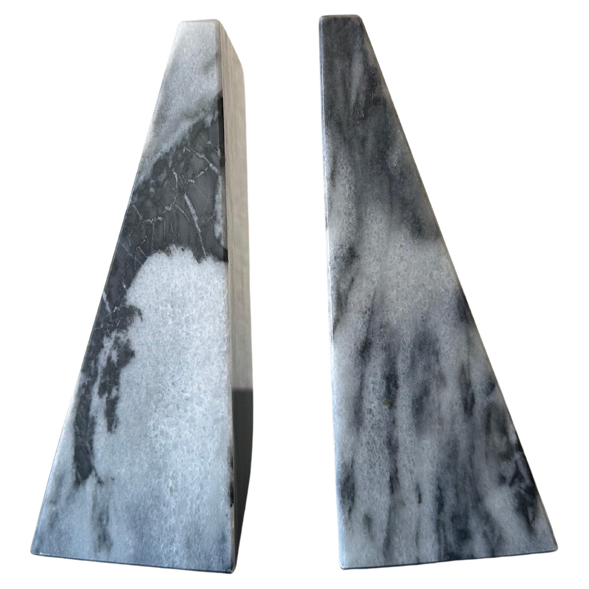 Pair of Marble Post-Modern Black/White/Gray Triangular Bookends For Sale 4
