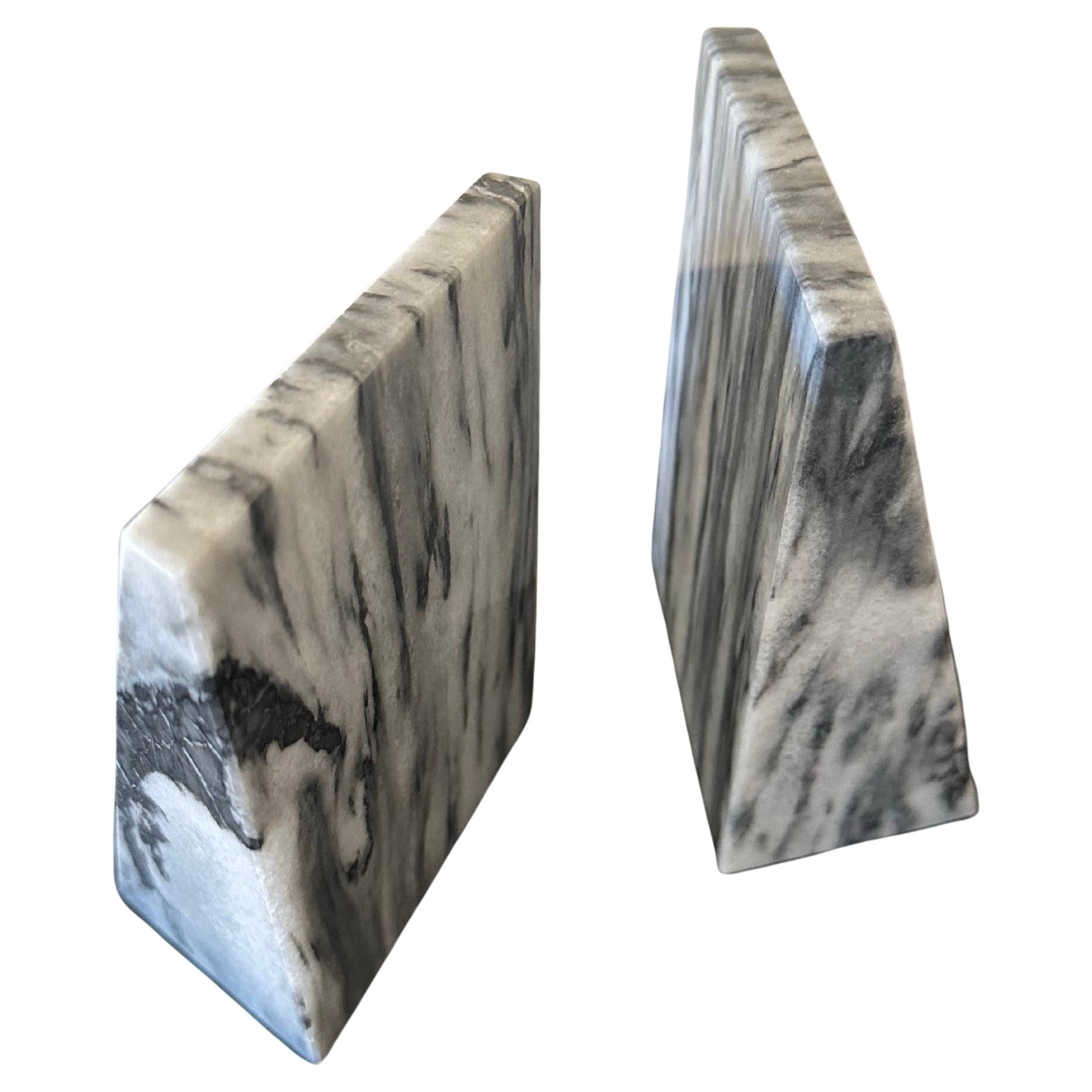 Pair of Marble Post-Modern Black/White/Gray Triangular Bookends For Sale 2