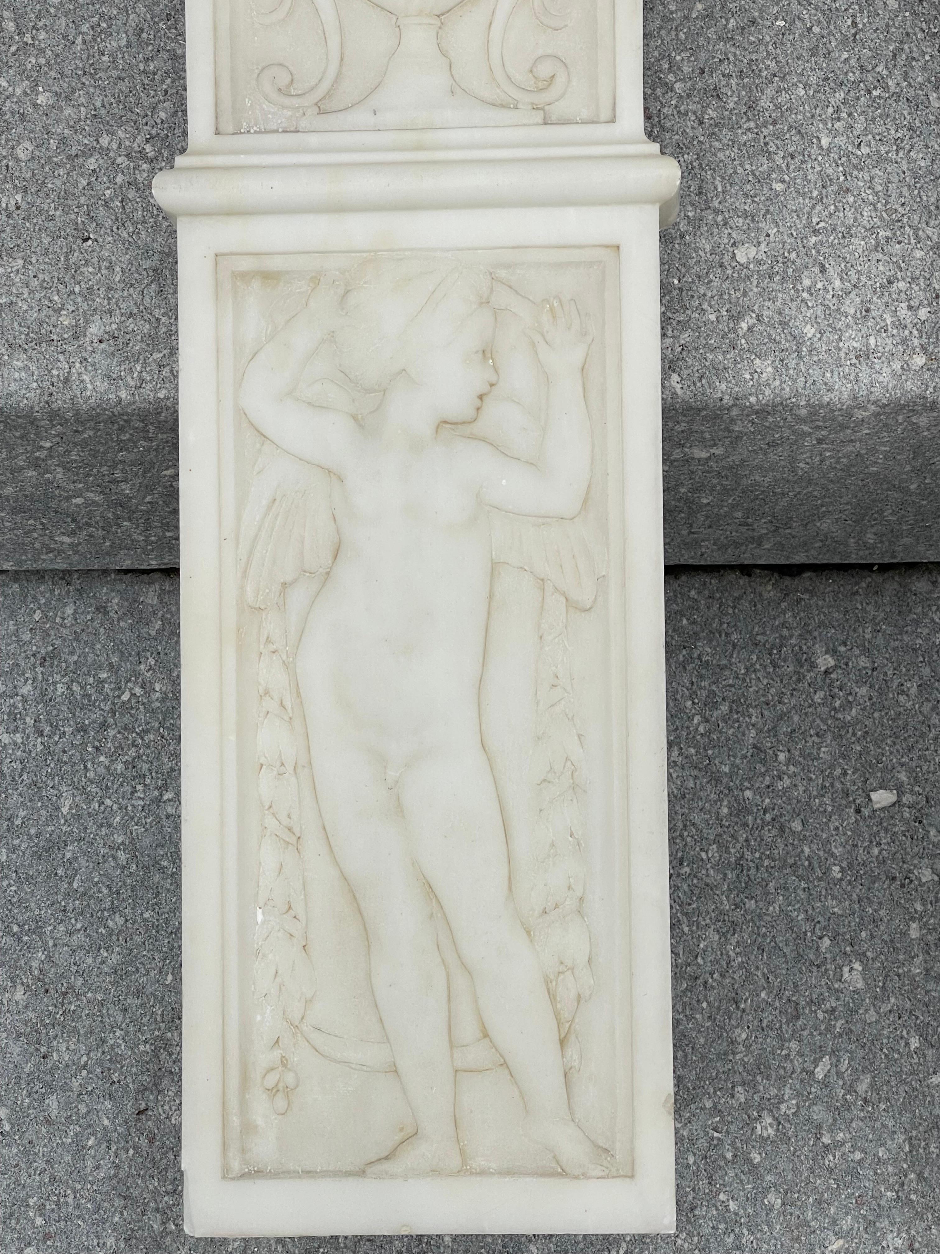 Paire de reliefs en marbre néoclassique anglais en vente 1