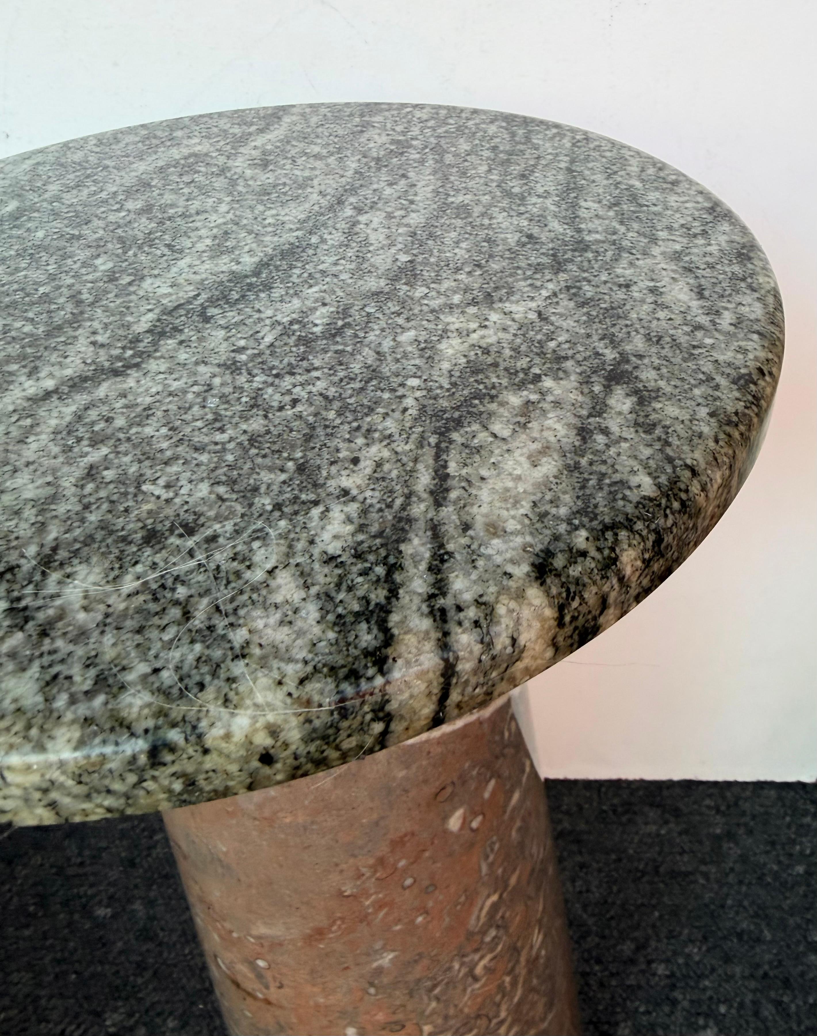 Fin du 20e siècle Paire de tables d'appoint en marbre, Italie, années 1980 en vente