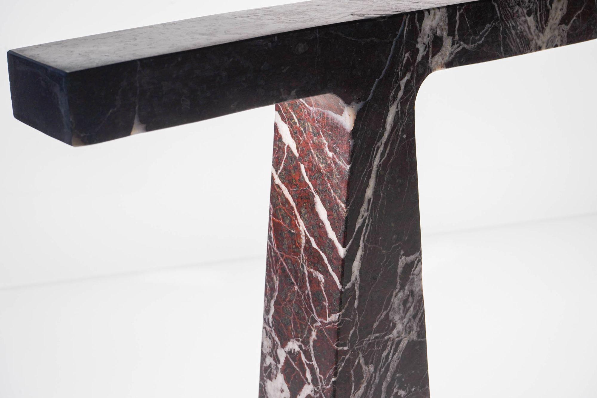 Pair of Bruchi Marble Lamps by Mmauro: Designed by Niko Koronis.
Restaured and re-wired.
This lamp probably belongs to the first production. The new production has a base in brass or mable to increase stability.
Price for the pair.