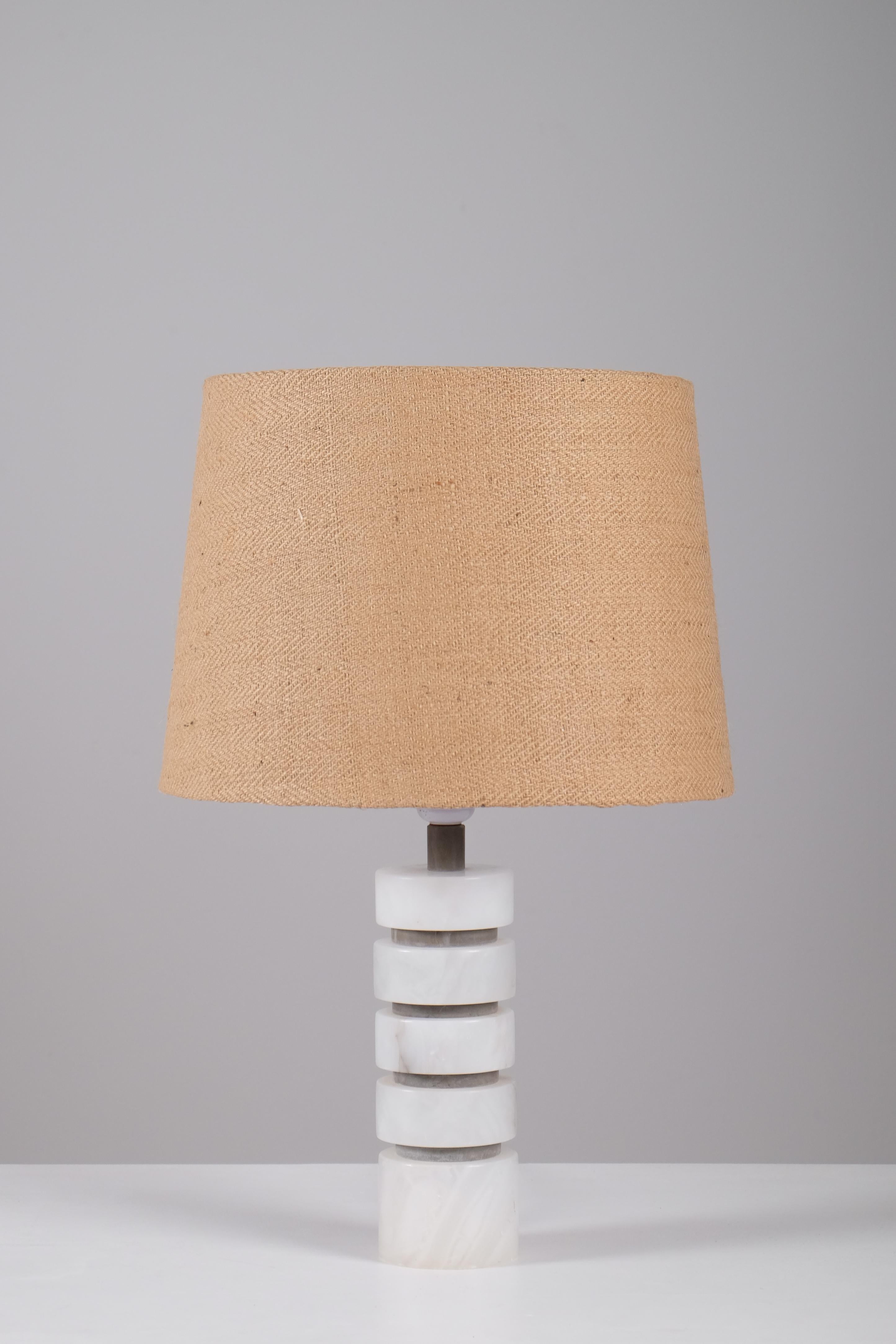 Suédois Paire de lampes de table en marbre, Suède, années 1970 en vente