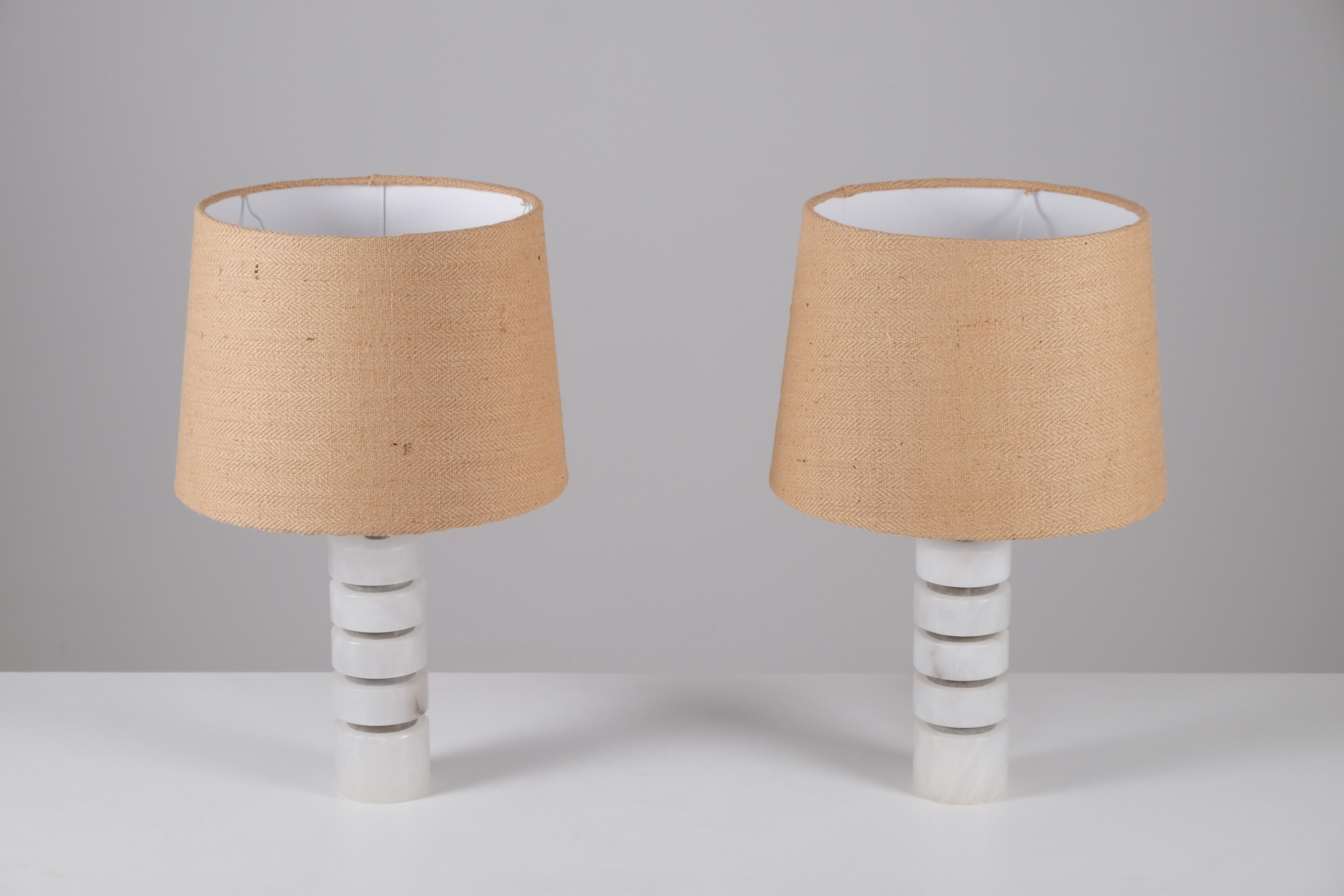 Pierre Paire de lampes de table en marbre, Suède, années 1970 en vente