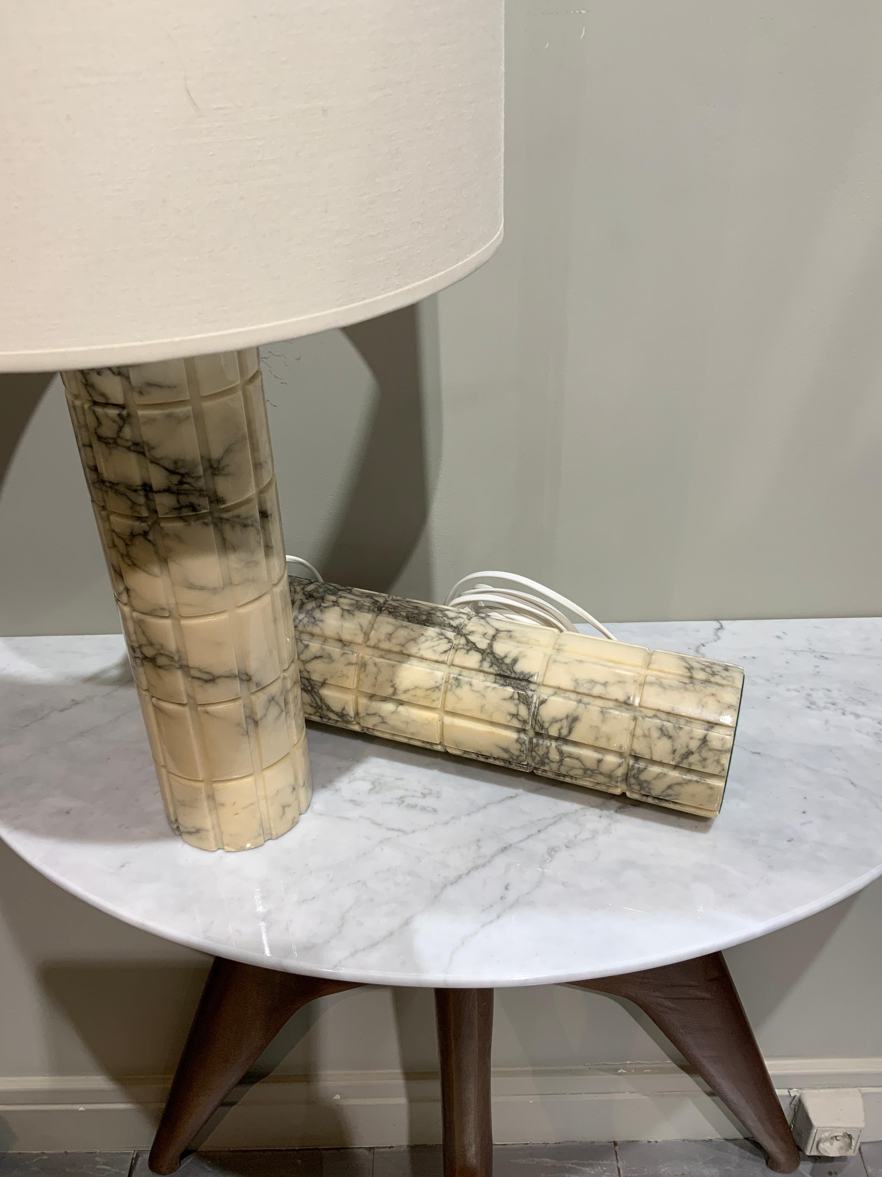 Elegant pair of marble tables lamps by Bergboms Suède circa 1970
Slight different color of the marble 

Base alone is H 36 cm 