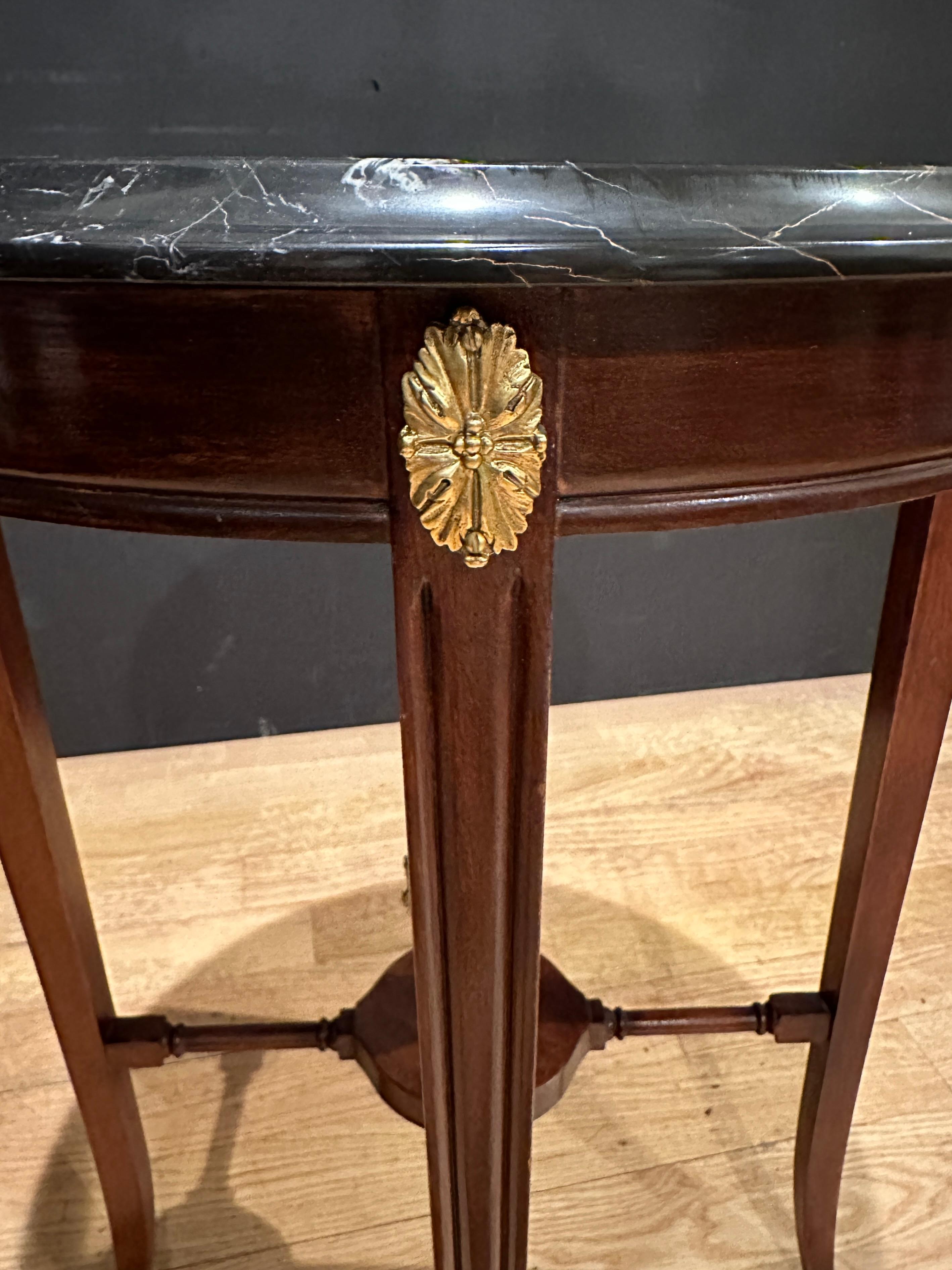 Pair Of Marble Top And Bronze Mounted Side Tables In Good Condition For Sale In Norwood, NJ