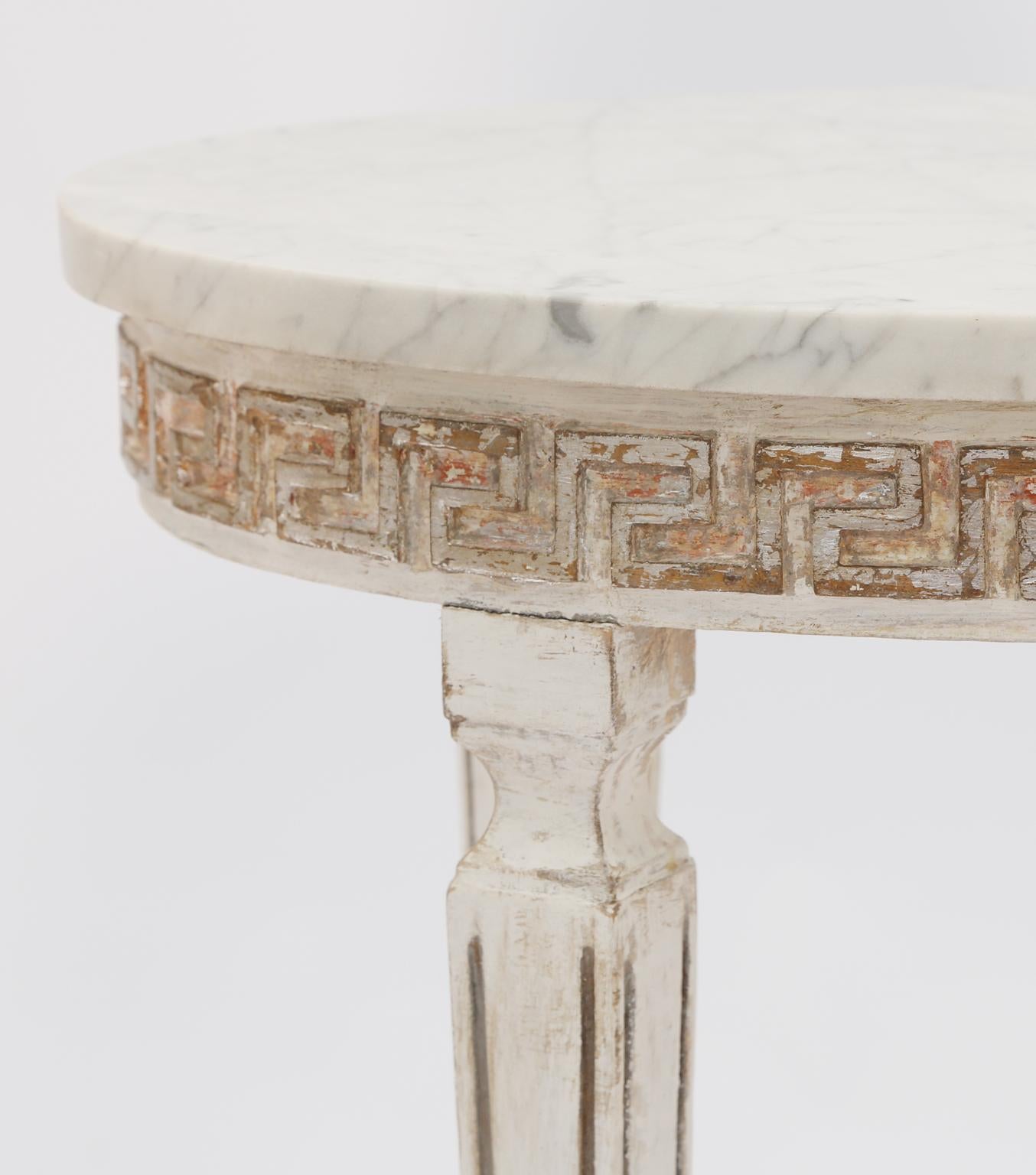 Pair of Marble-Top Italian Accent Tables with Greek Key Apron In Distressed Condition In West Palm Beach, FL
