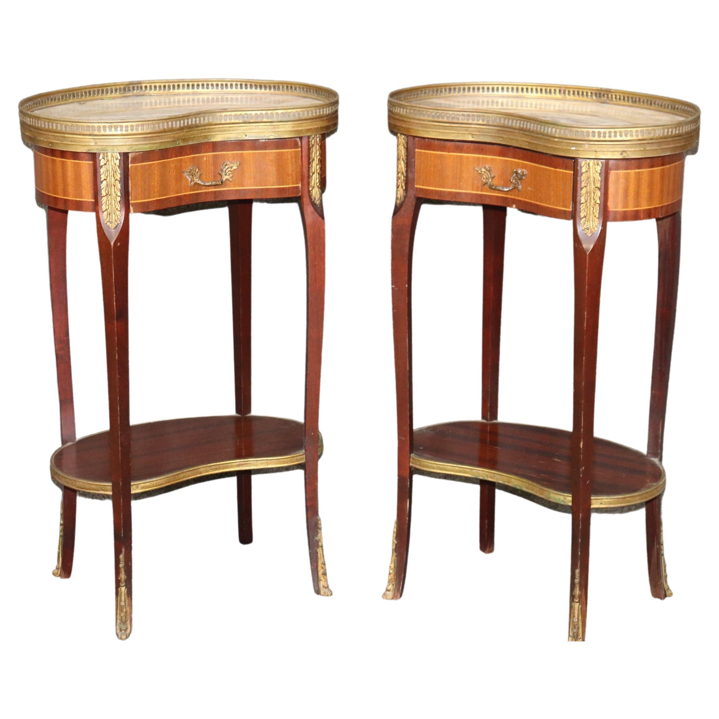 Pair of Marble Top Satinwood French Louis XV Kidney Shape Nightstands circa 1940 For Sale