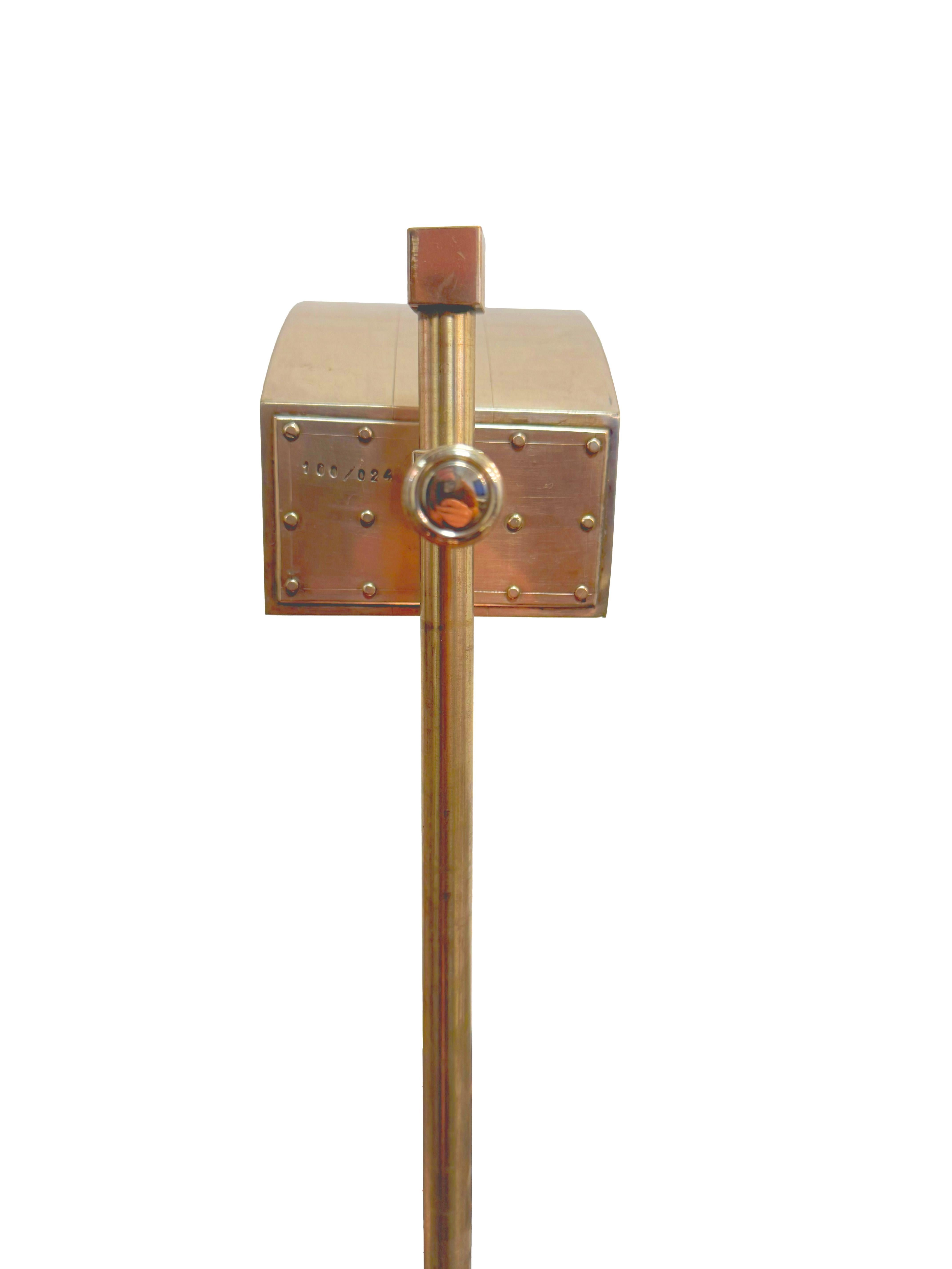 Ein Paar Marcel Breuer Art Deco Architekturlampen (Bauhaus) im Angebot