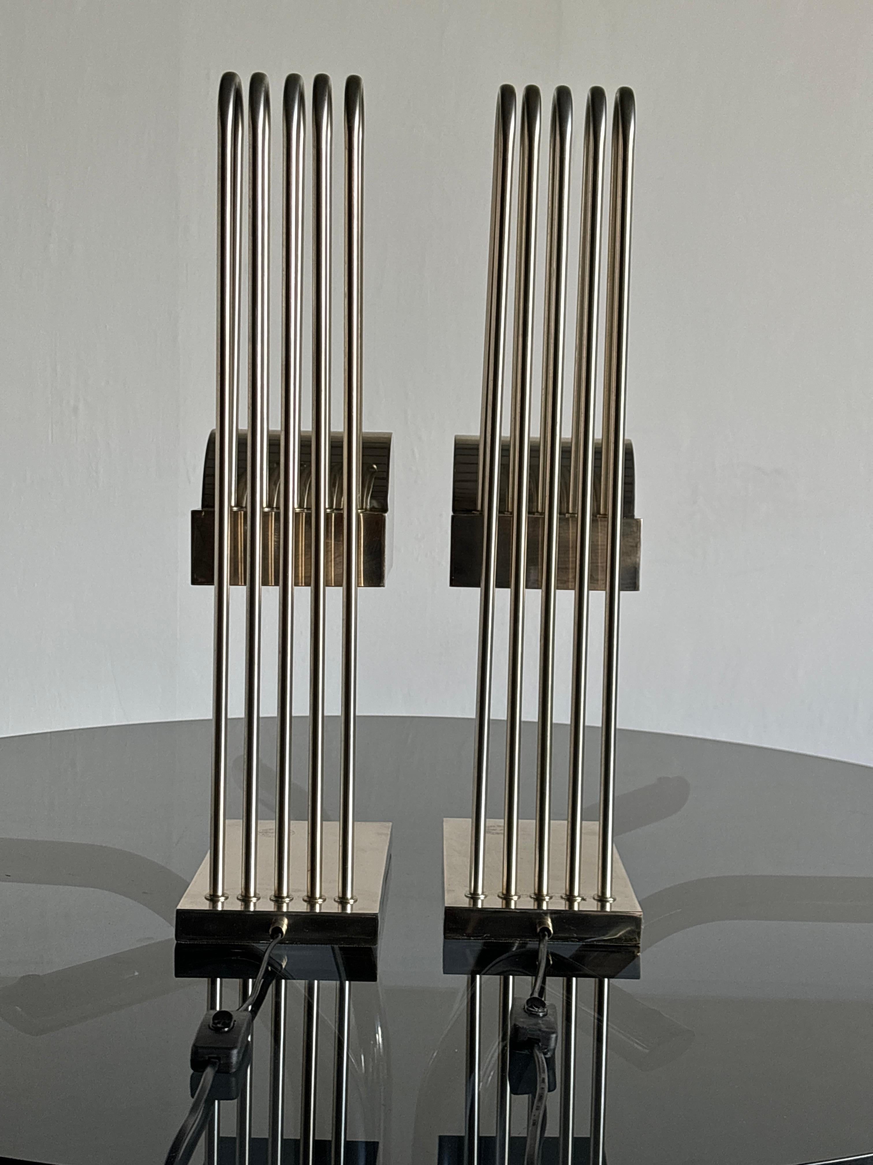 Bronze Pair of Marcel Breuer Art Deco Architectural Lamps, Paris Exposition For Sale
