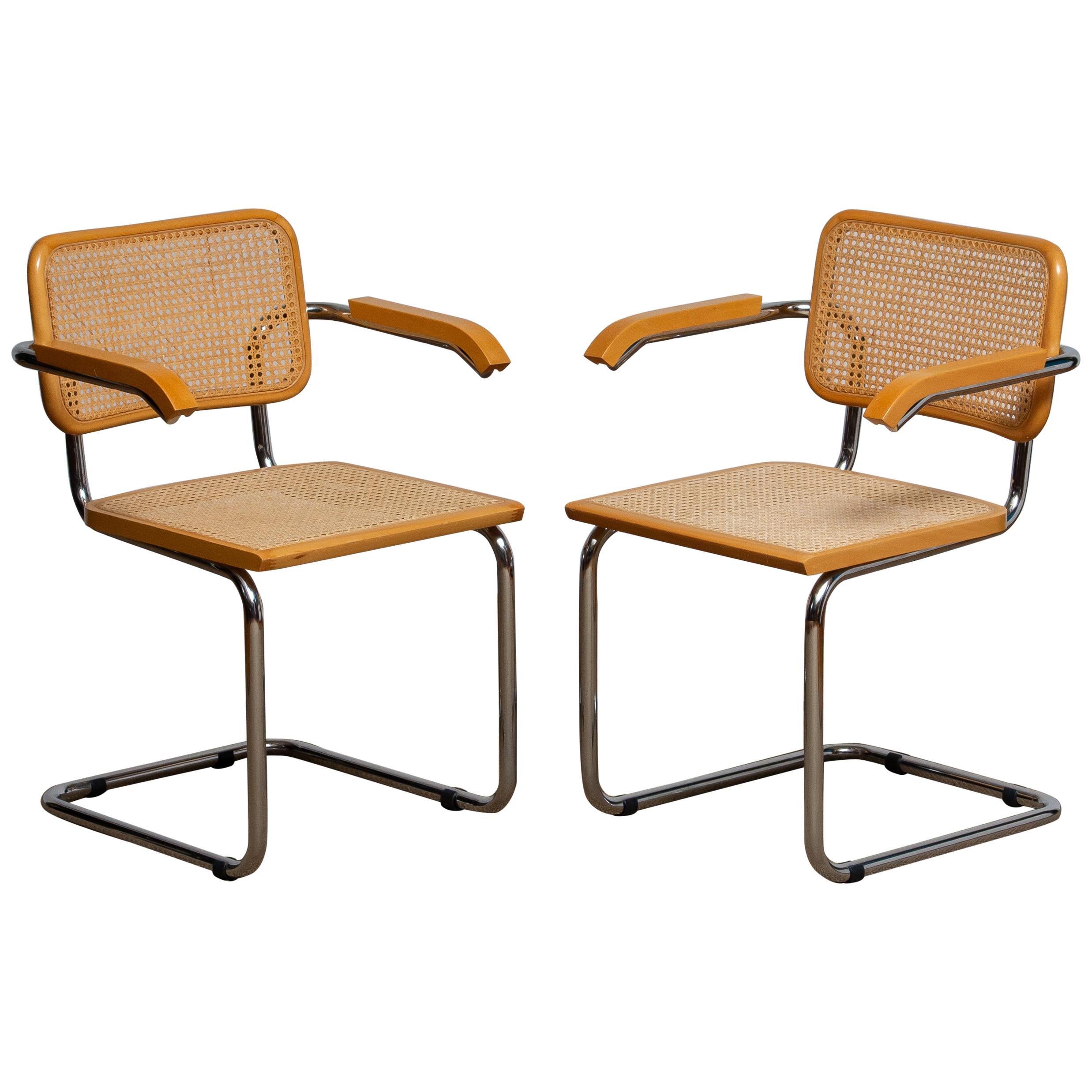 Beautiful set of two dining chairs model Cesca B64. Chromed tubular steel frames and beechwood with Viennese natural grid.
Both in good condition, 1980.
 