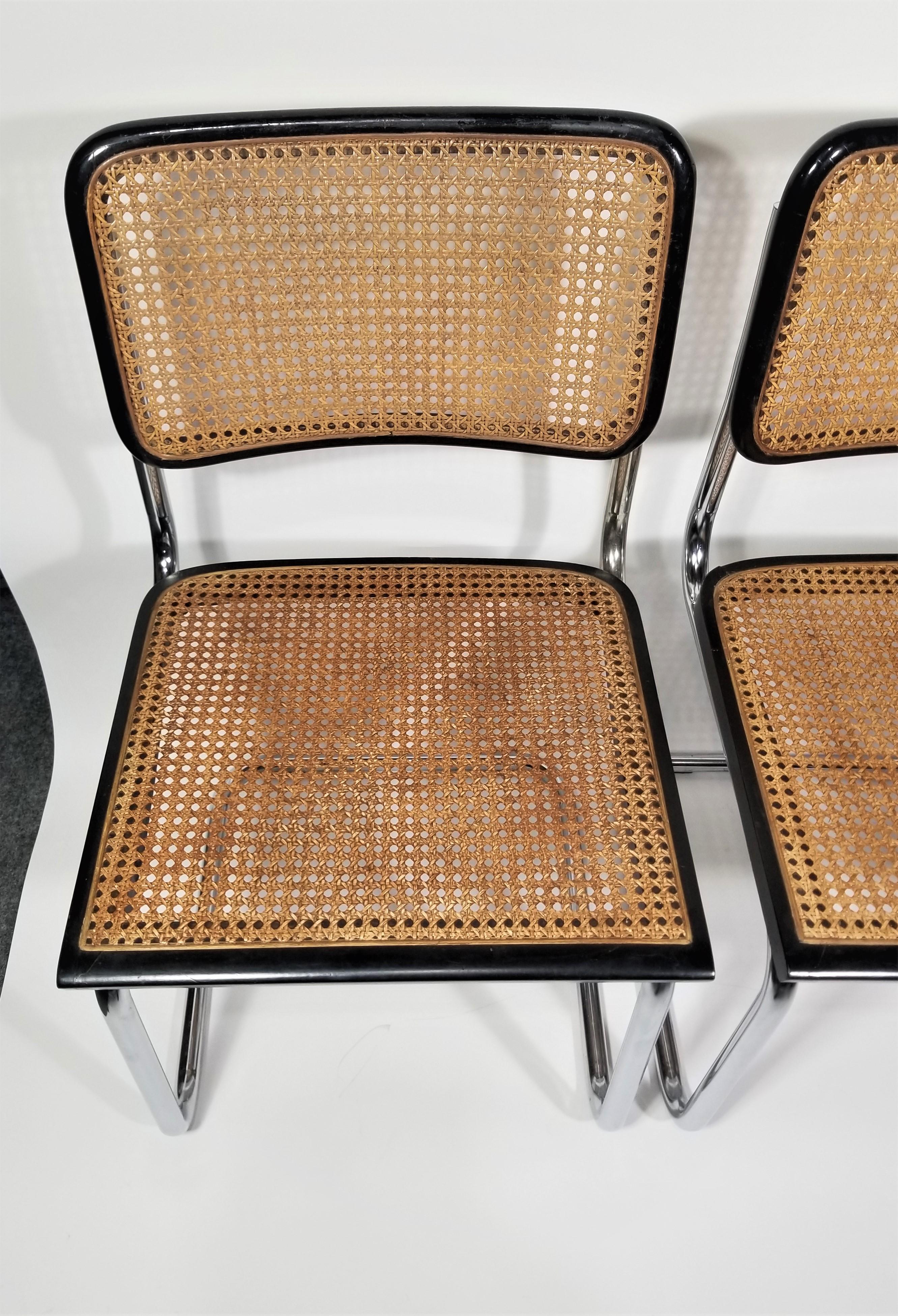 Mid-Century moderno Coppia di  Marcel Breuer Cesca Side Chairs Finitura nera in vendita