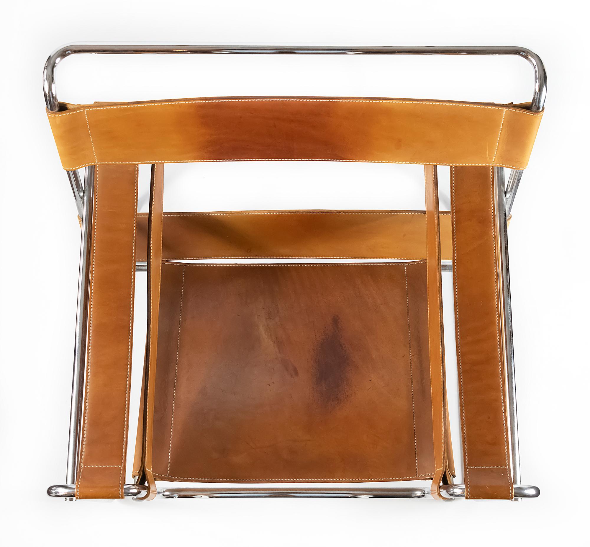 Pair of Marcel Breuer Wassily Chairs In Good Condition In Vilnius, LT