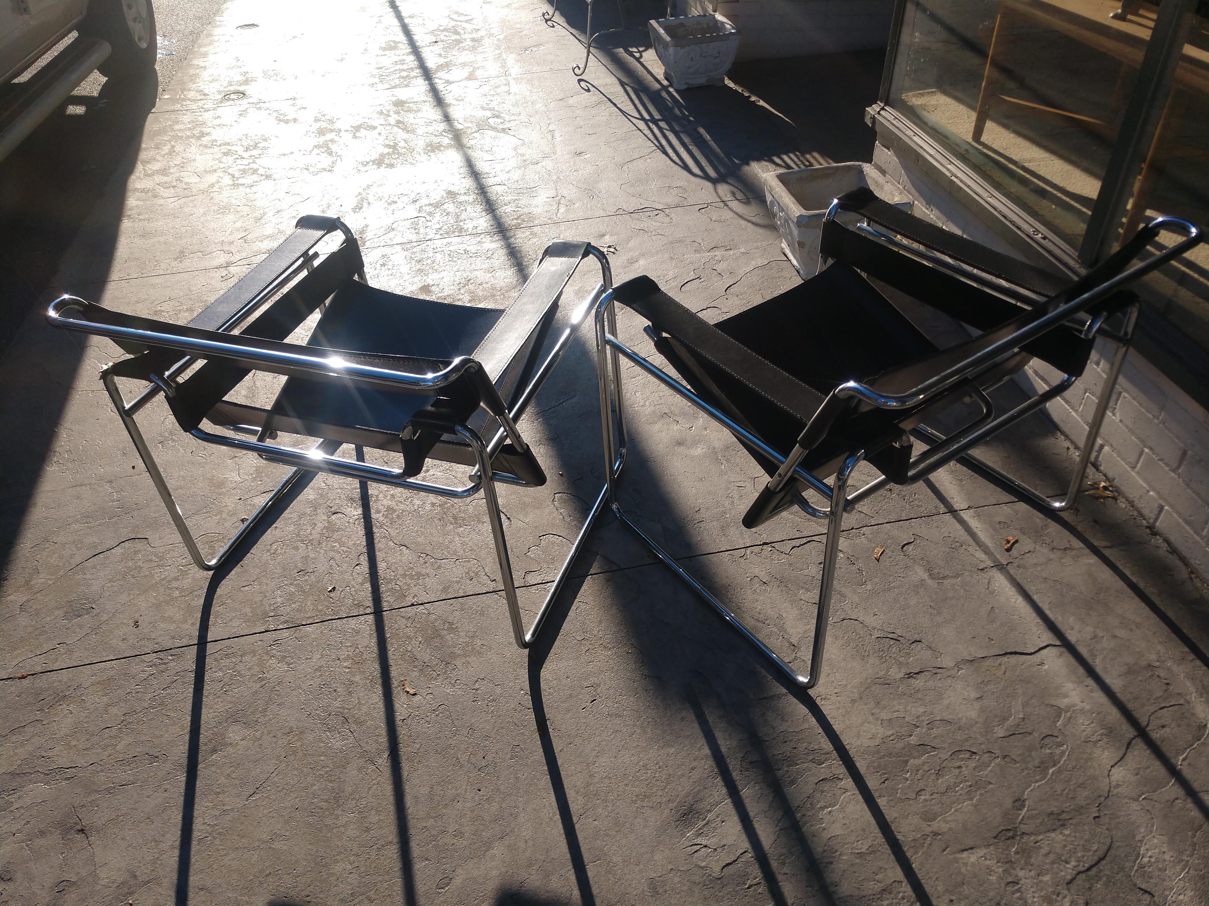 Pair of Marcel Breuer Wassily Chairs Knoll Stendig 3