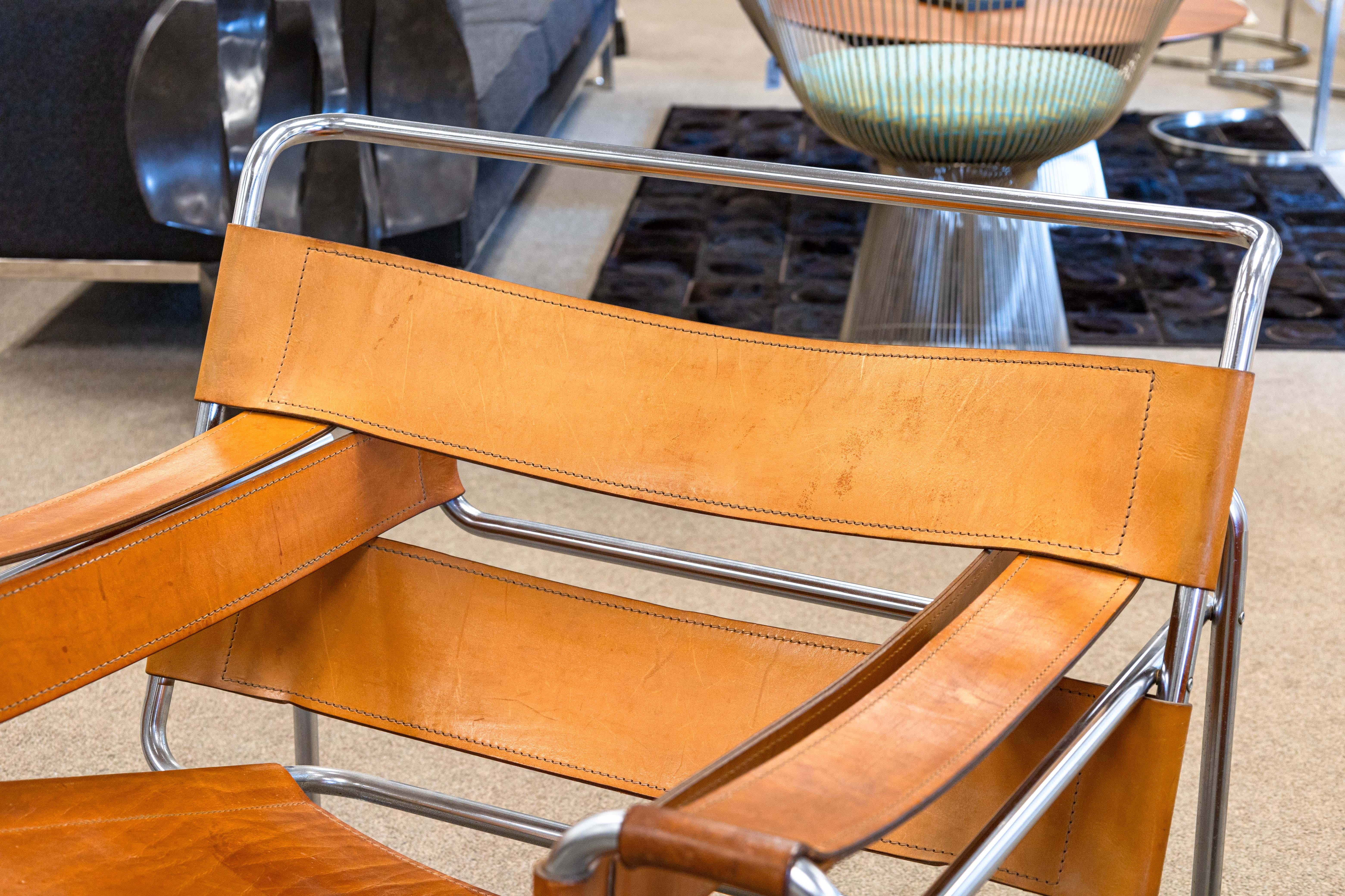 20th Century Pair of Marcel Bruer for Knoll Cognac Leather Wassily Chairs
