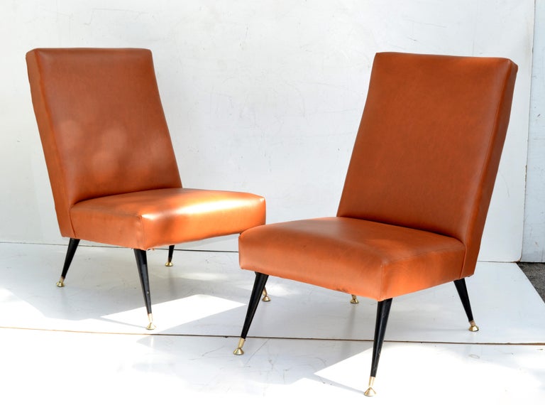 Pair of Marco Zanuso Brown Leather & Brass Slipper Chairs by Arflex Italy 1955 For Sale 4