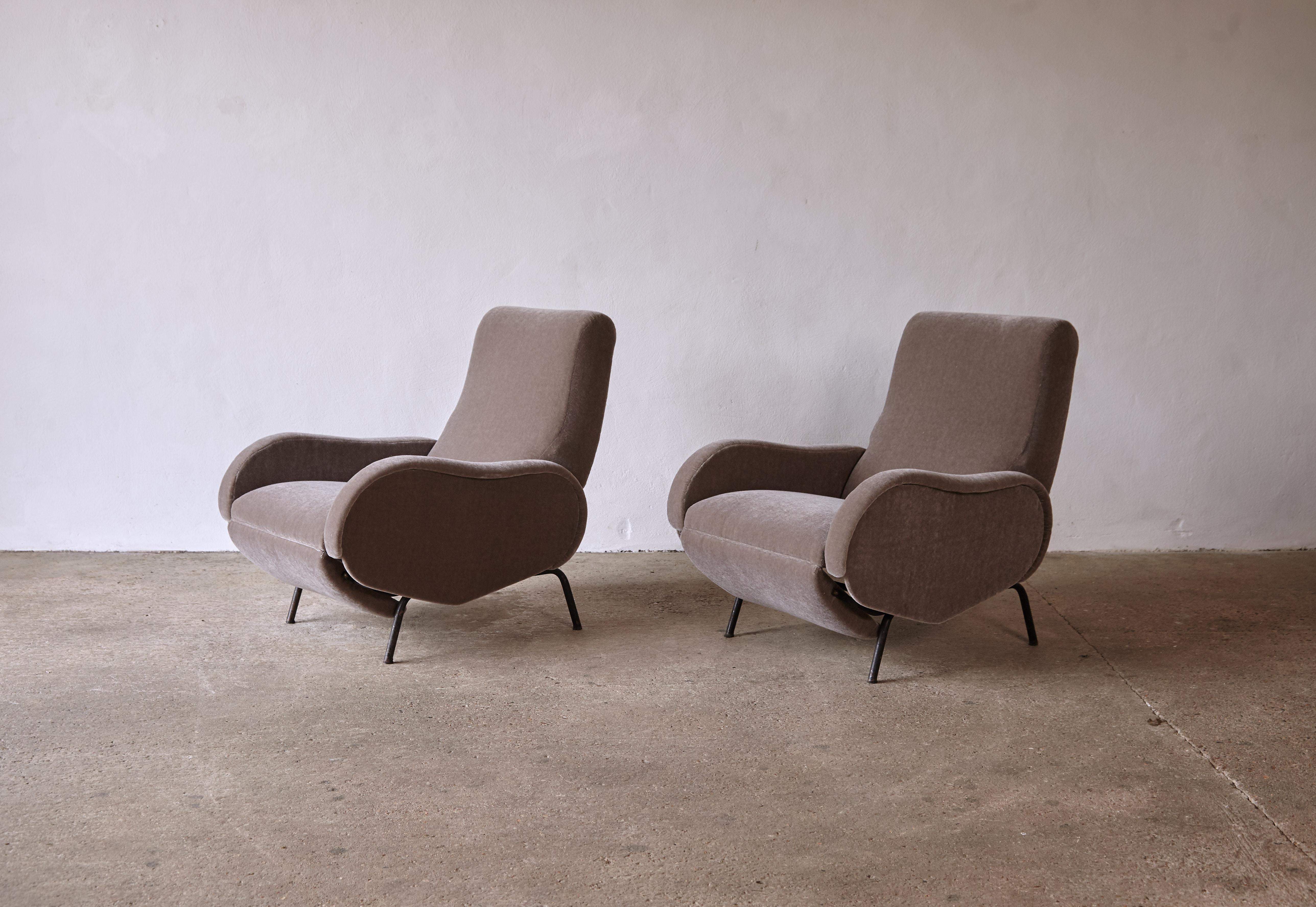 Italian Pair of Marco Zanuso Style Reclining Lady Chairs in 100% Mohair, Italy, 1960s