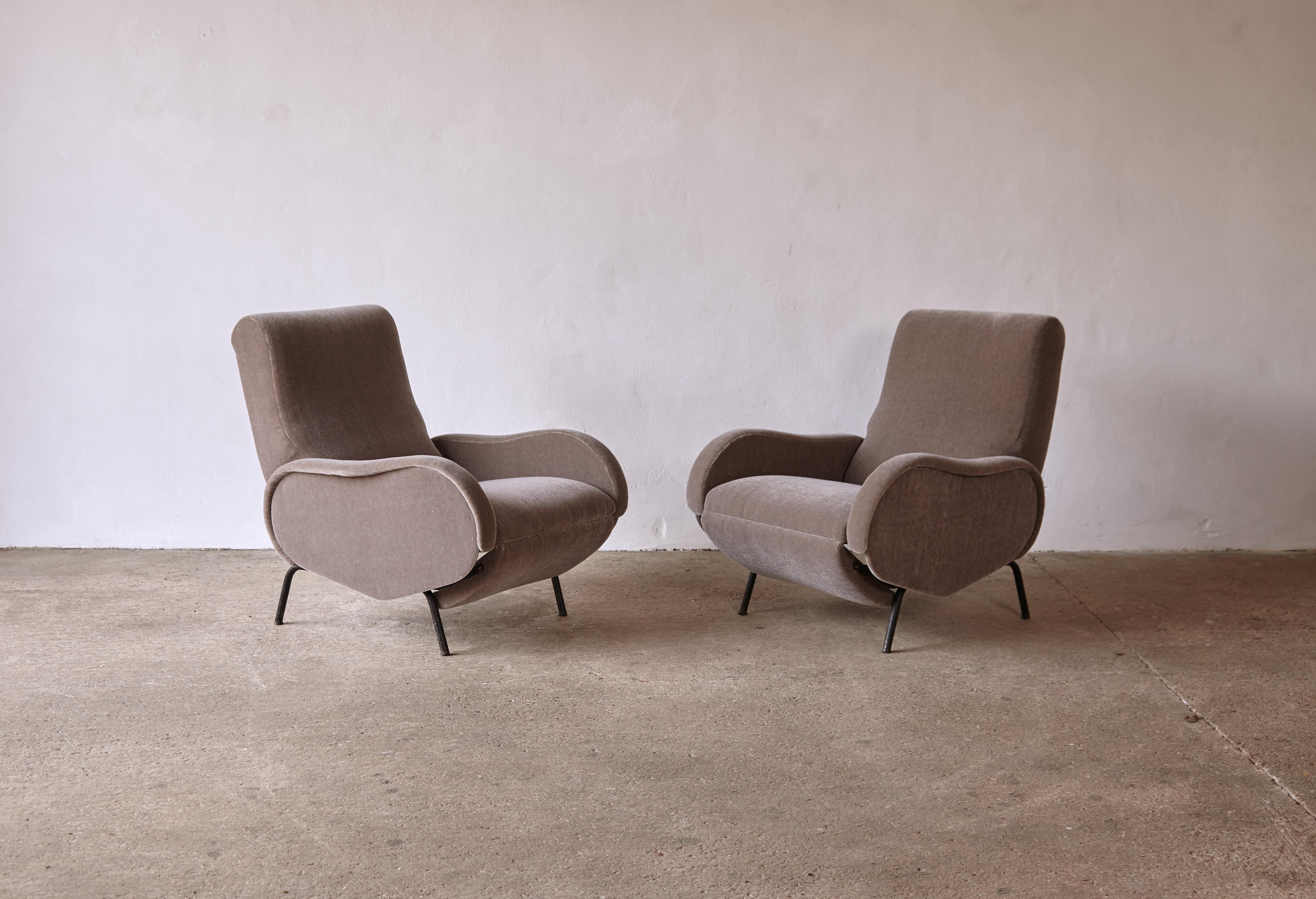 20th Century Pair of Marco Zanuso Style Reclining Lady Chairs in 100% Mohair, Italy, 1960s