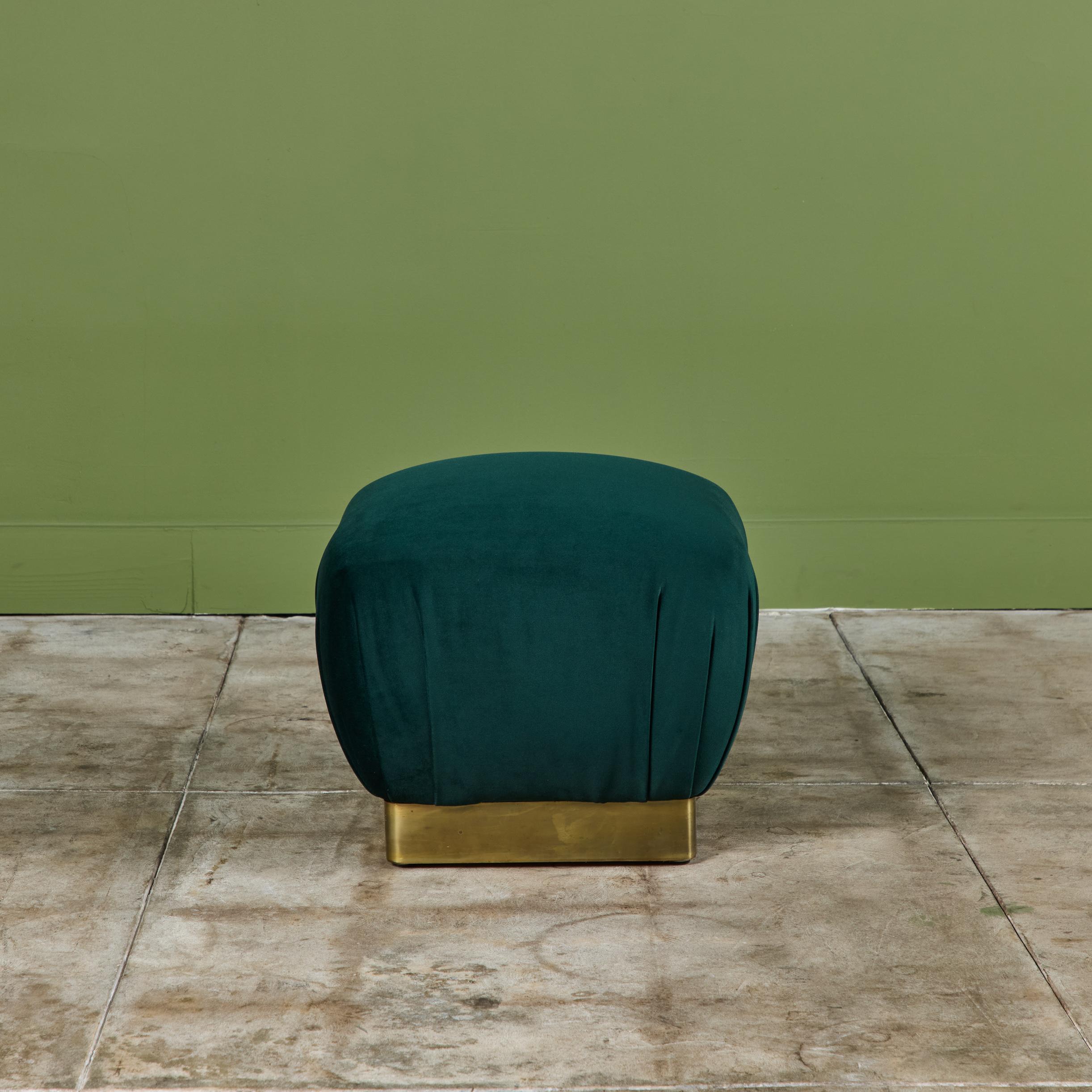 Paire de poufs Marge Carson en velours vert en vente 3