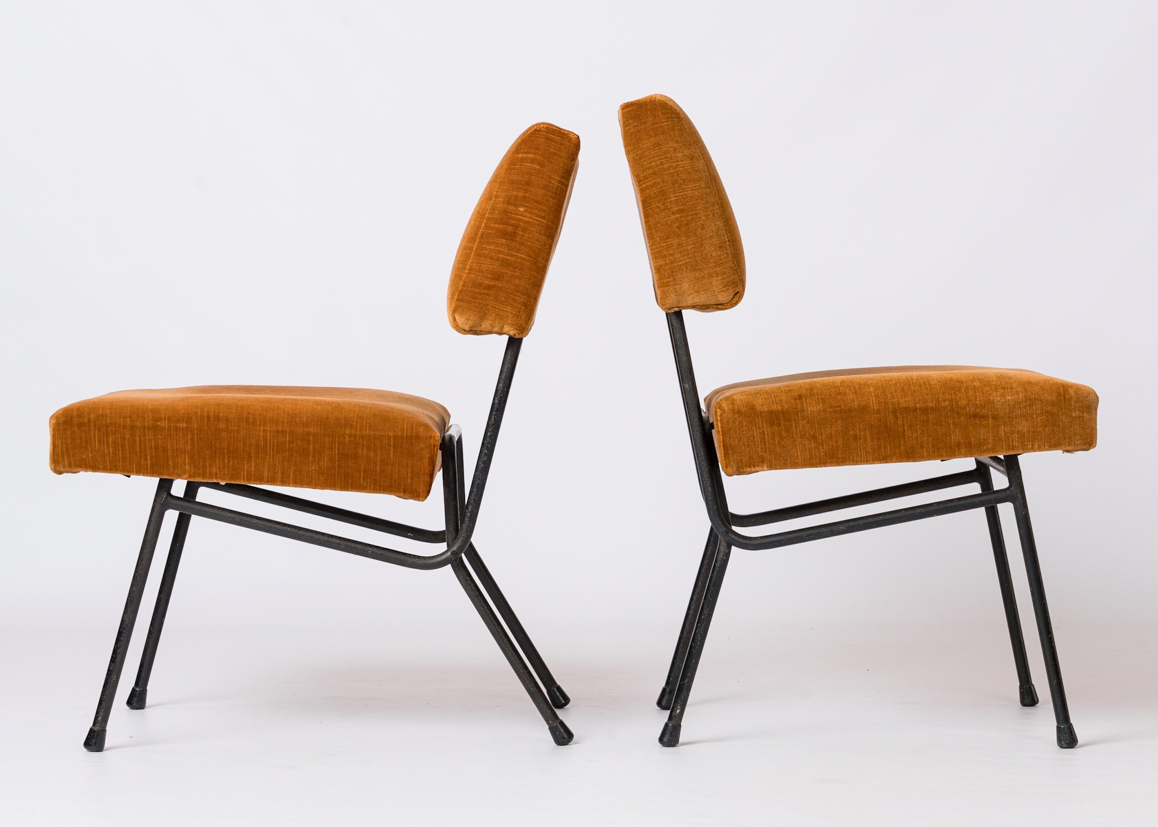 Mid-20th Century Pair of Marigold Velvet Adjustable Chairs att. Pierre Guariche - France 1960's For Sale